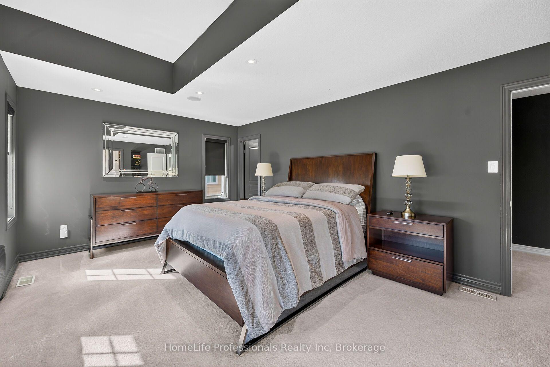 Photo 30 of 19 Berkshire Place, Hamilton, Meadowlands — HOMEH
