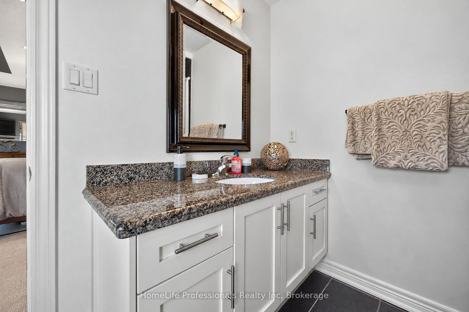Photo 31 of 19 Berkshire Place, Hamilton, Meadowlands — HOMEH