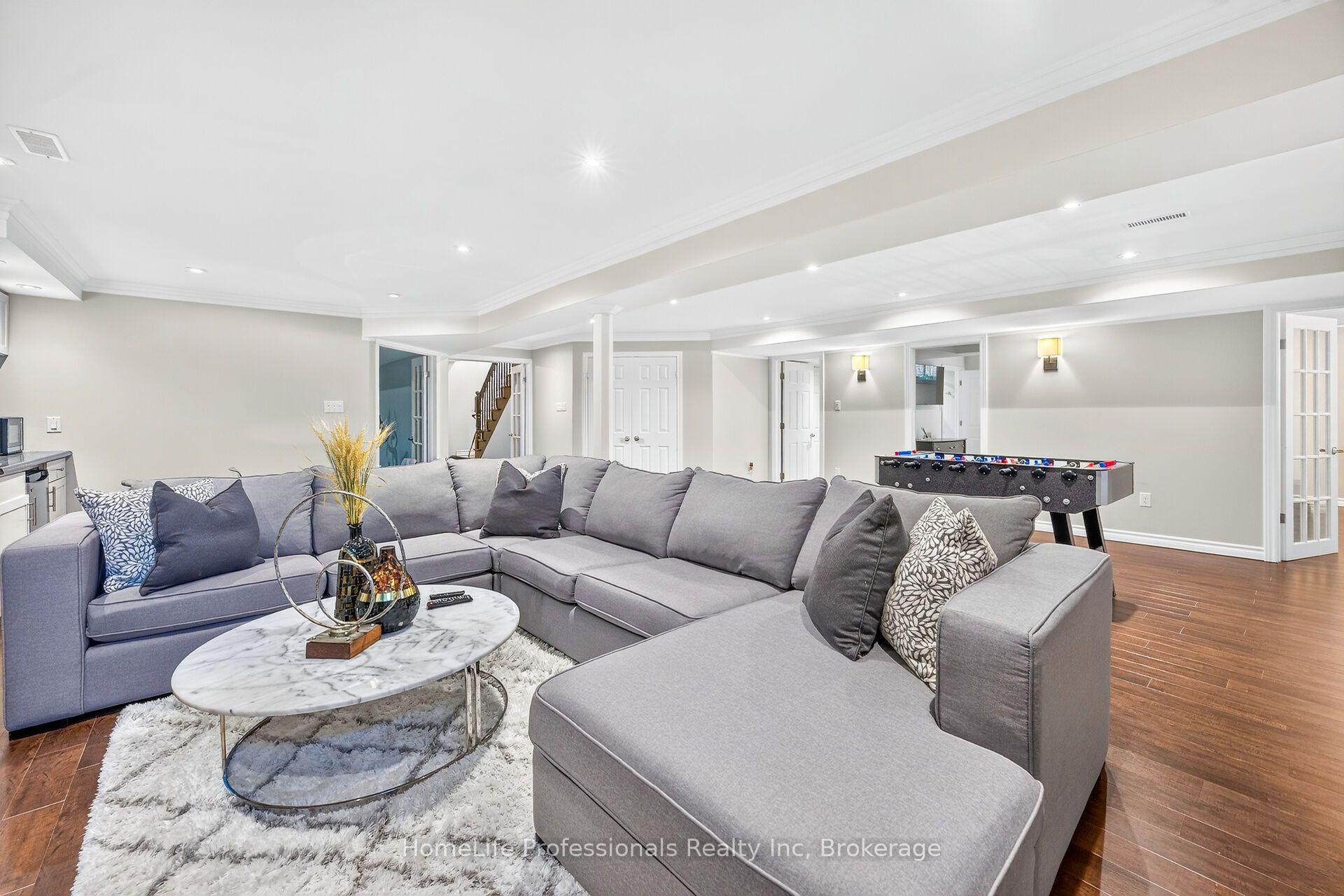 Photo 33 of 19 Berkshire Place, Hamilton, Meadowlands — HOMEH
