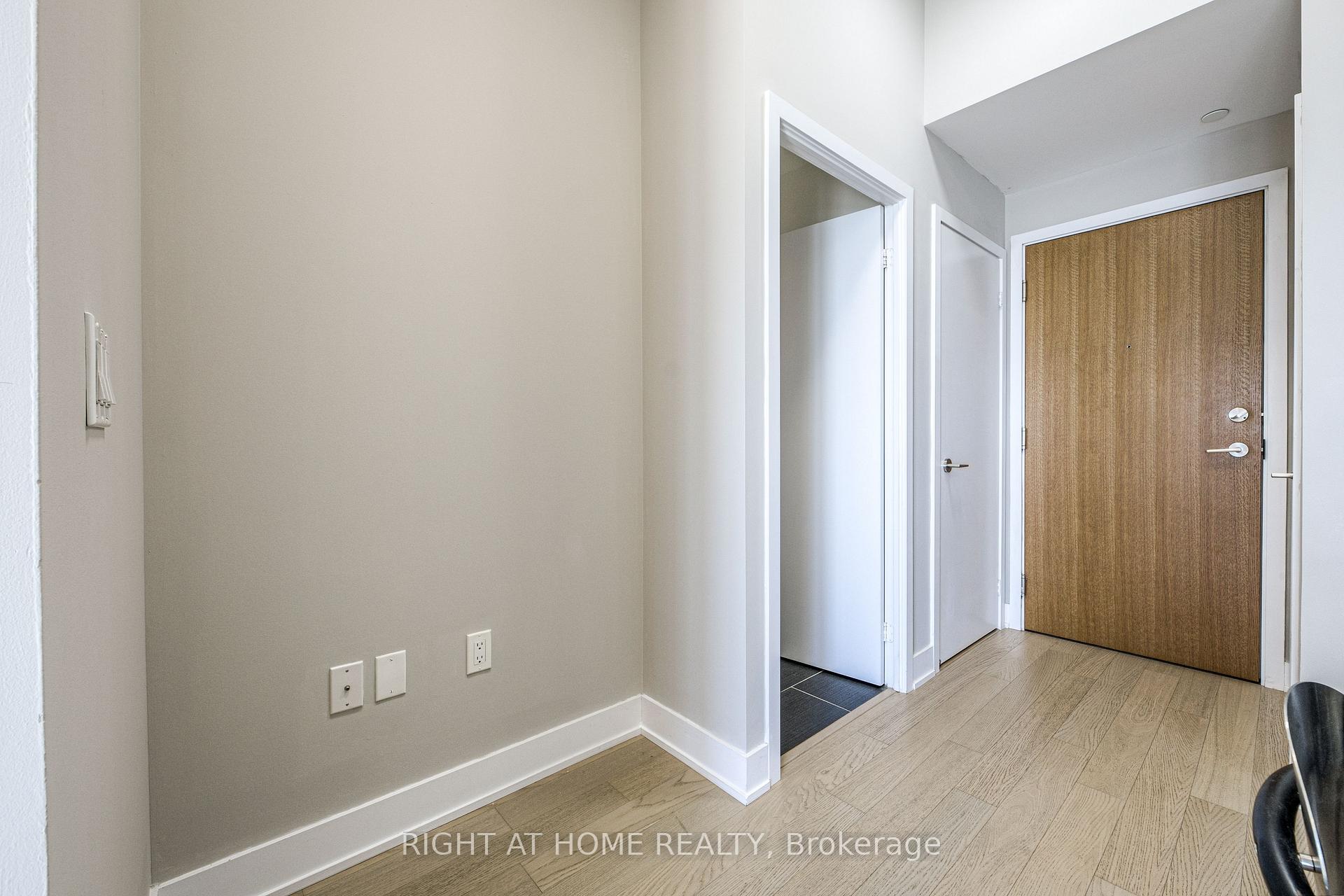Photo 16 of Unit 6108, 30 Shore Breeze Drive, Etobicoke, Mimico — HOMEH