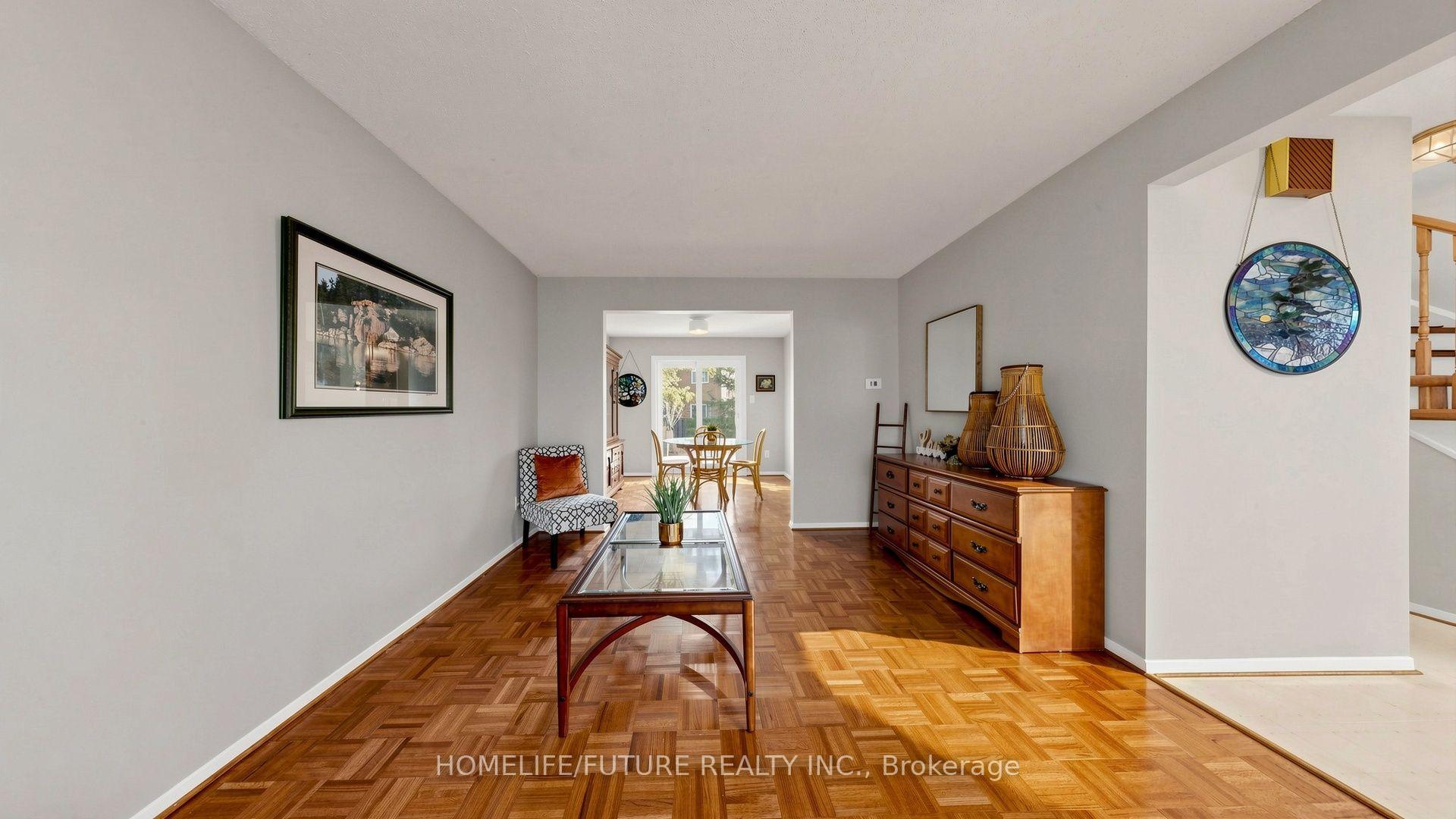 Photo 8 of 679 Foxwood Trail, Pickering, Amberlea — HOMEH