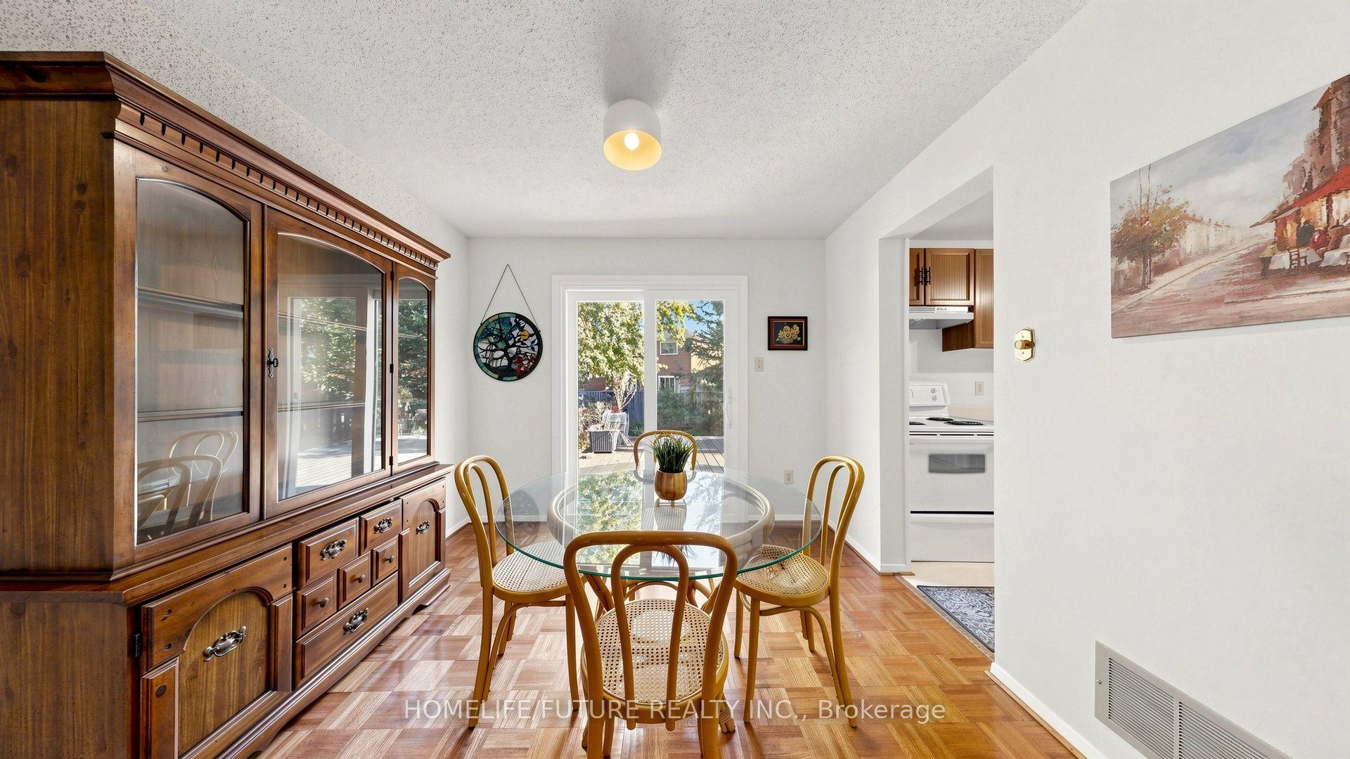 Photo 15 of 679 Foxwood Trail, Pickering, Amberlea — HOMEH