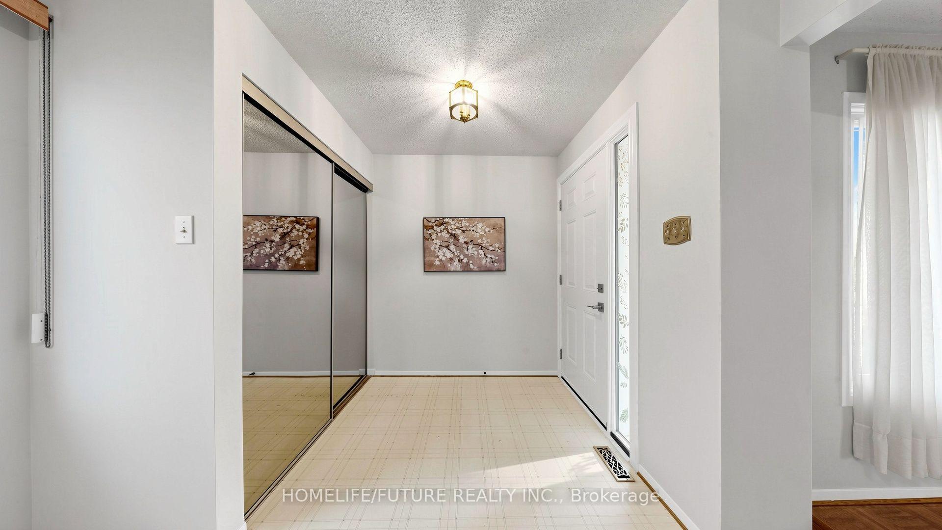 Photo 17 of 679 Foxwood Trail, Pickering, Amberlea — HOMEH