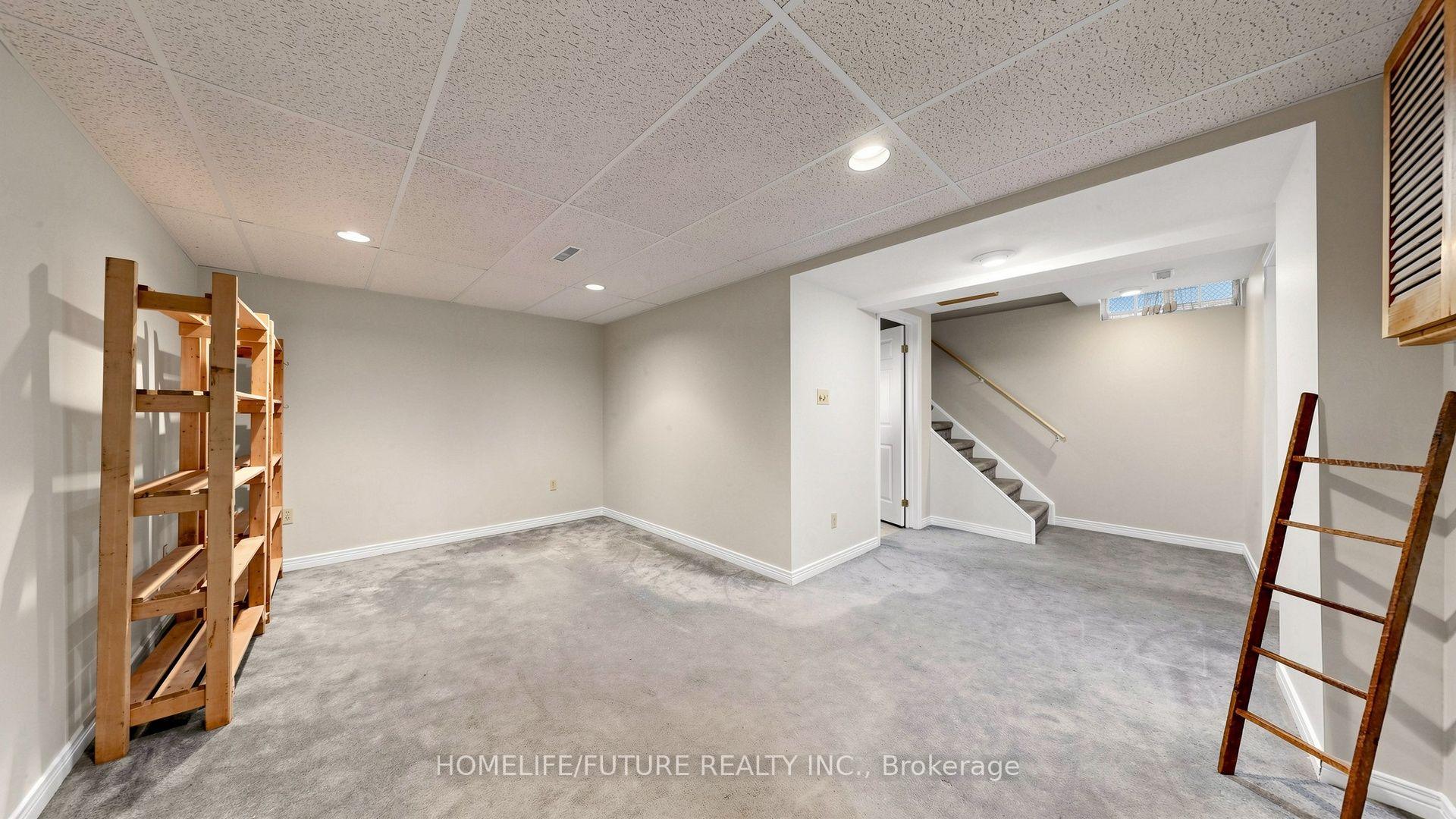 Photo 30 of 679 Foxwood Trail, Pickering, Amberlea — HOMEH