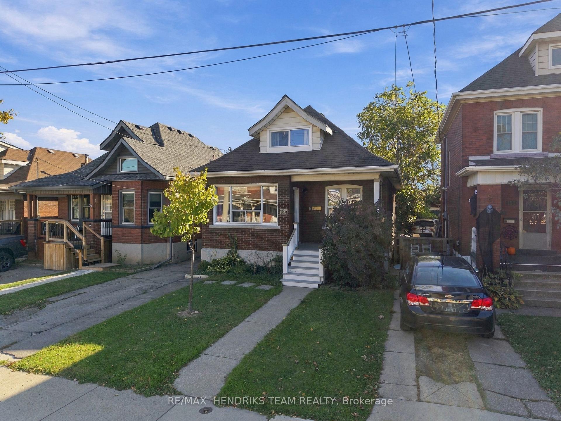 Photo 3 of 154 Prospect Street N, Hamilton, Stipley — HOMEH