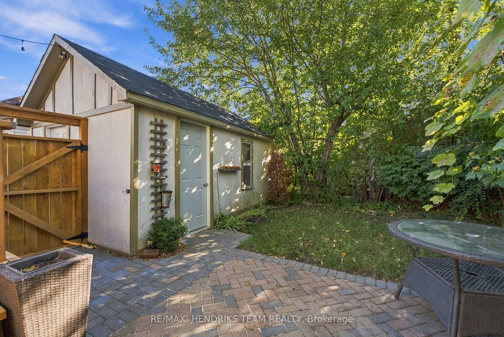 Photo 24 of 154 Prospect Street N, Hamilton, Stipley — HOMEH