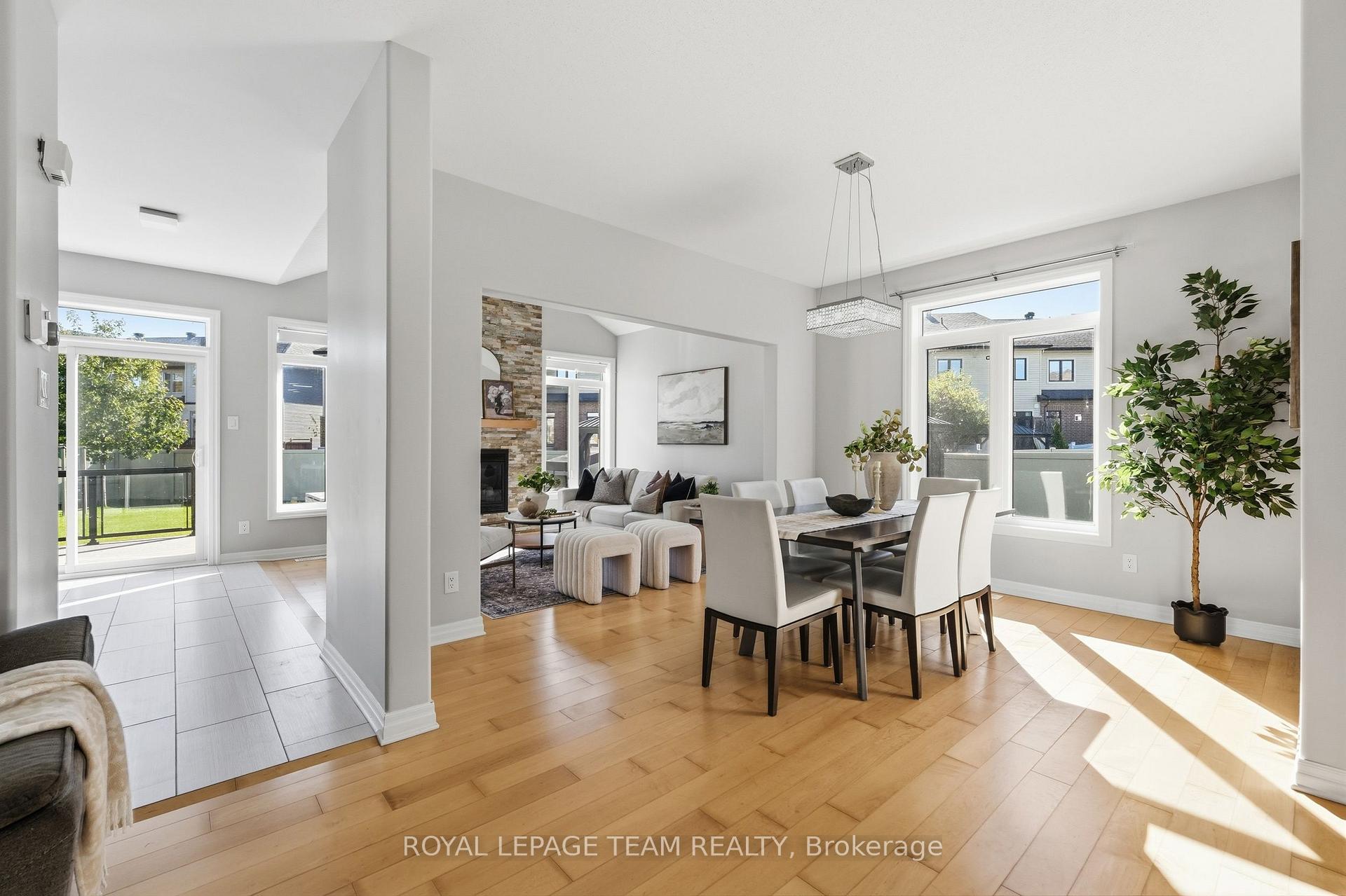 Photo 15 of 230 Dave Smith Crescent, Ottawa, Riverside South/Gloucester Glen — HOMEH