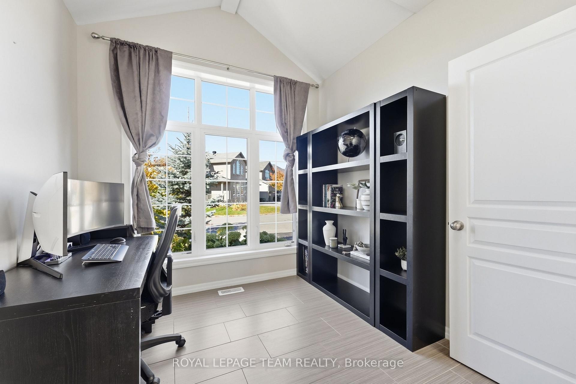 Photo 19 of 230 Dave Smith Crescent, Ottawa, Riverside South/Gloucester Glen — HOMEH