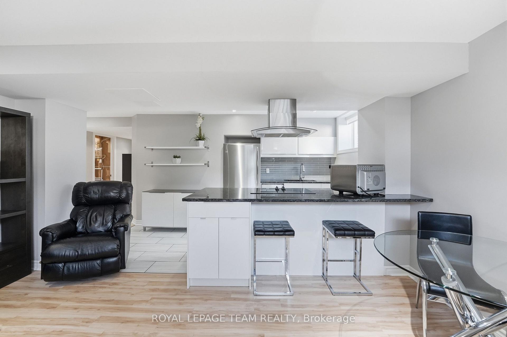 Photo 32 of 230 Dave Smith Crescent, Ottawa, Riverside South/Gloucester Glen — HOMEH