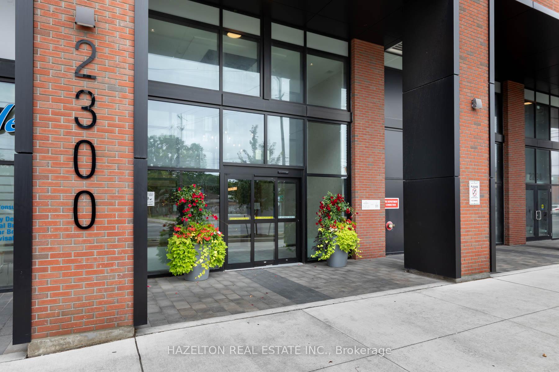 Photo 2 of Unit 905, 2300 St. Clair Avenue W, Toronto, Junction Area — HOMEH