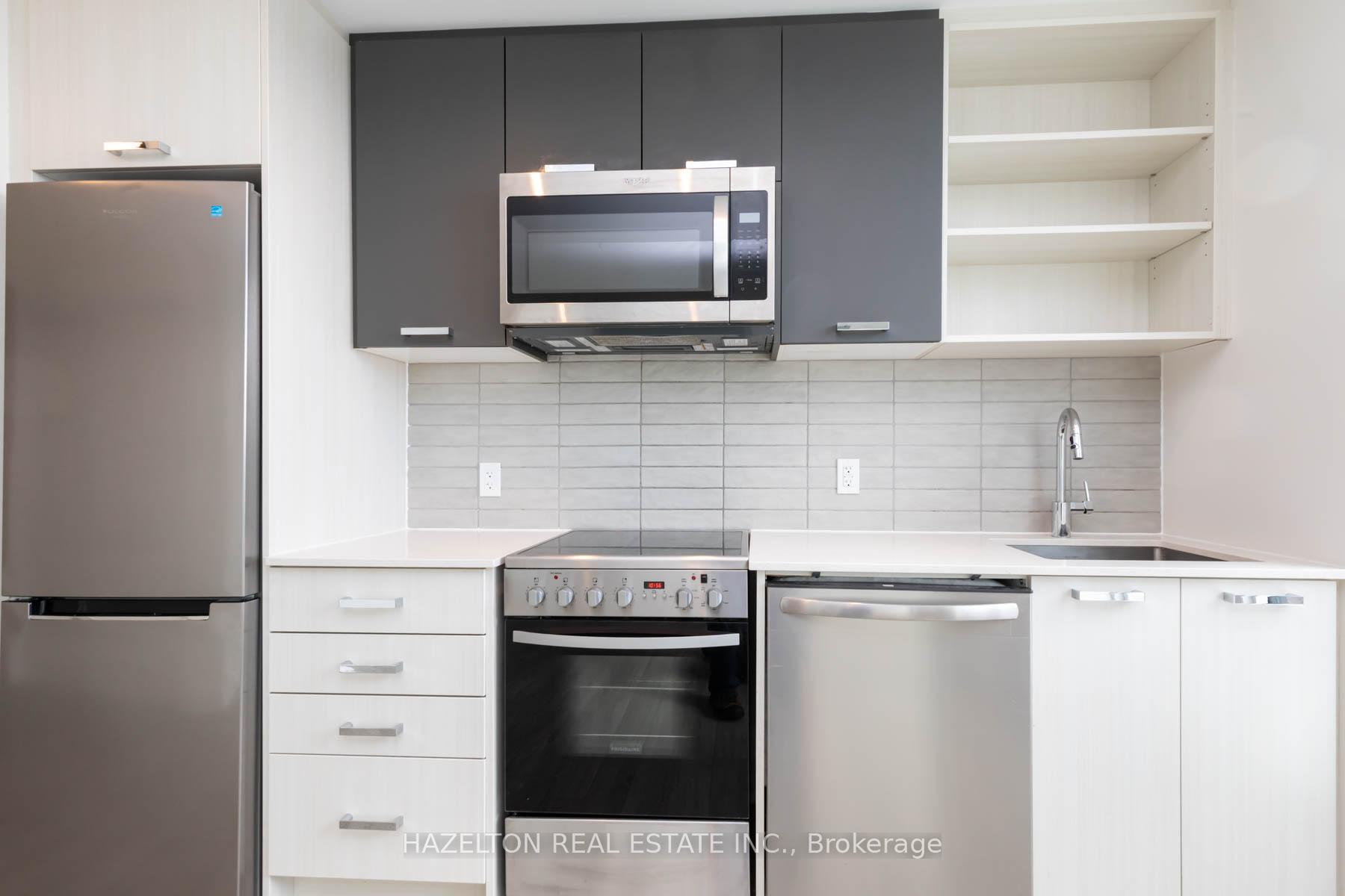 Photo 11 of Unit 905, 2300 St. Clair Avenue W, Toronto, Junction Area — HOMEH