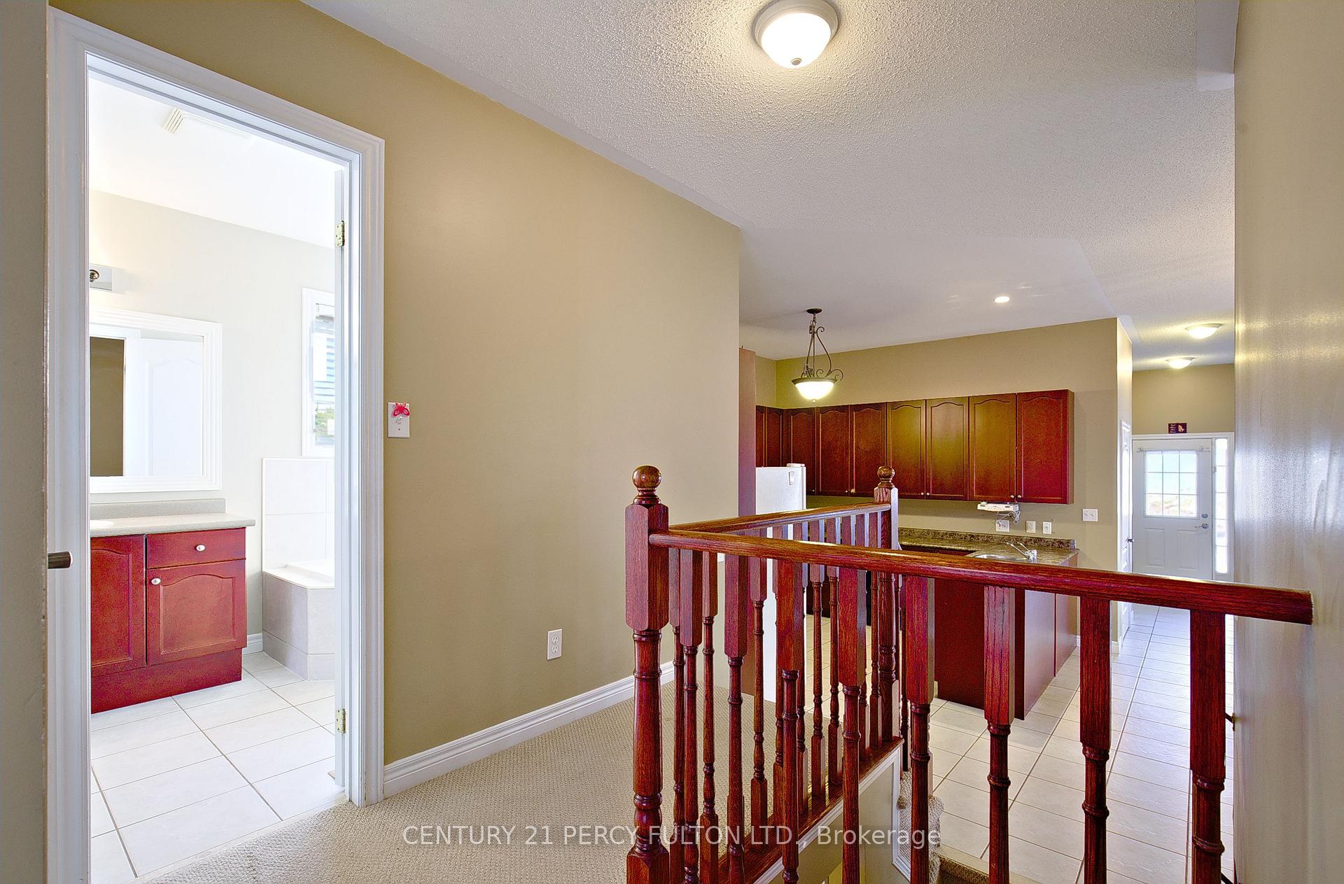 Photo 23 of 7 Bridlewood Boulevard, Whitby, Rolling Acres — HOMEH