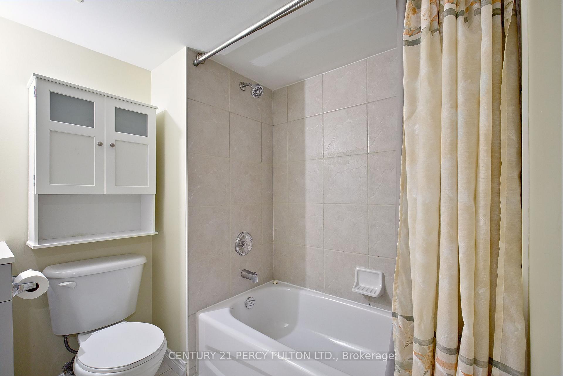 Photo 31 of 7 Bridlewood Boulevard, Whitby, Rolling Acres — HOMEH