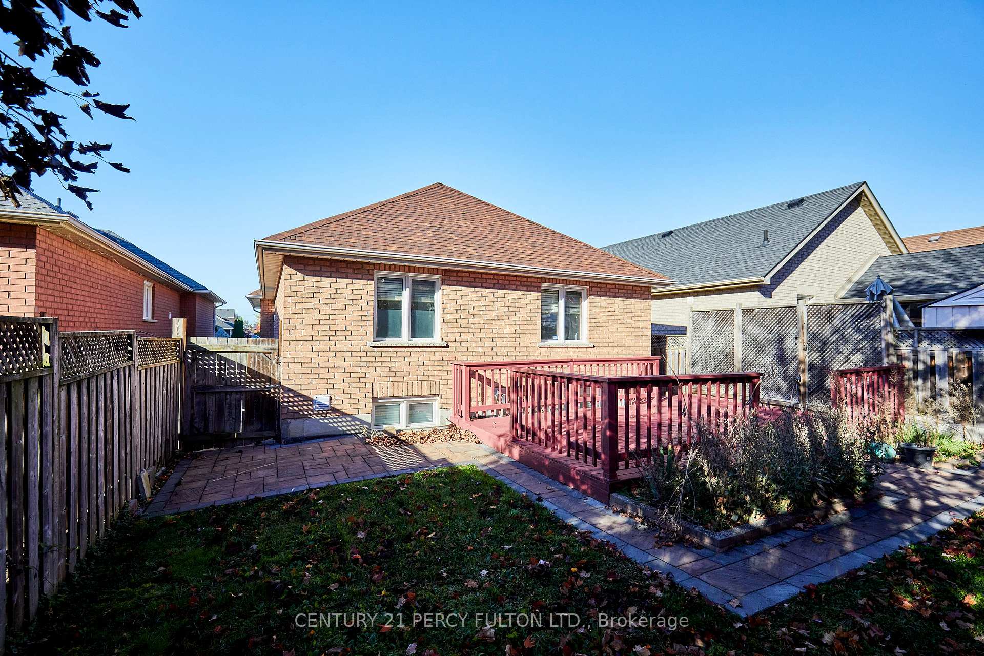 Photo 45 of 7 Bridlewood Boulevard, Whitby, Rolling Acres — HOMEH