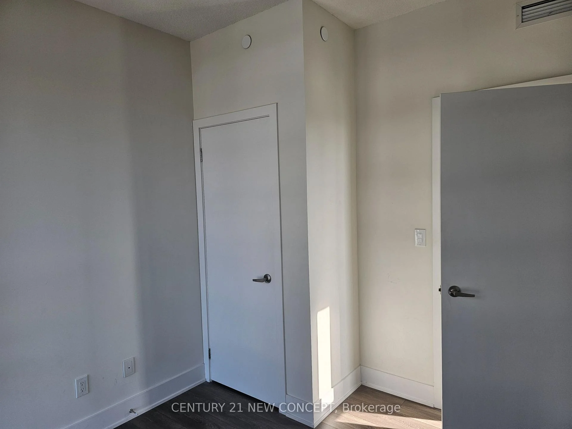 Photo 14 of Unit 2015, 188 Fairview Mall Drive, North York, Don Valley Village — HOMEH