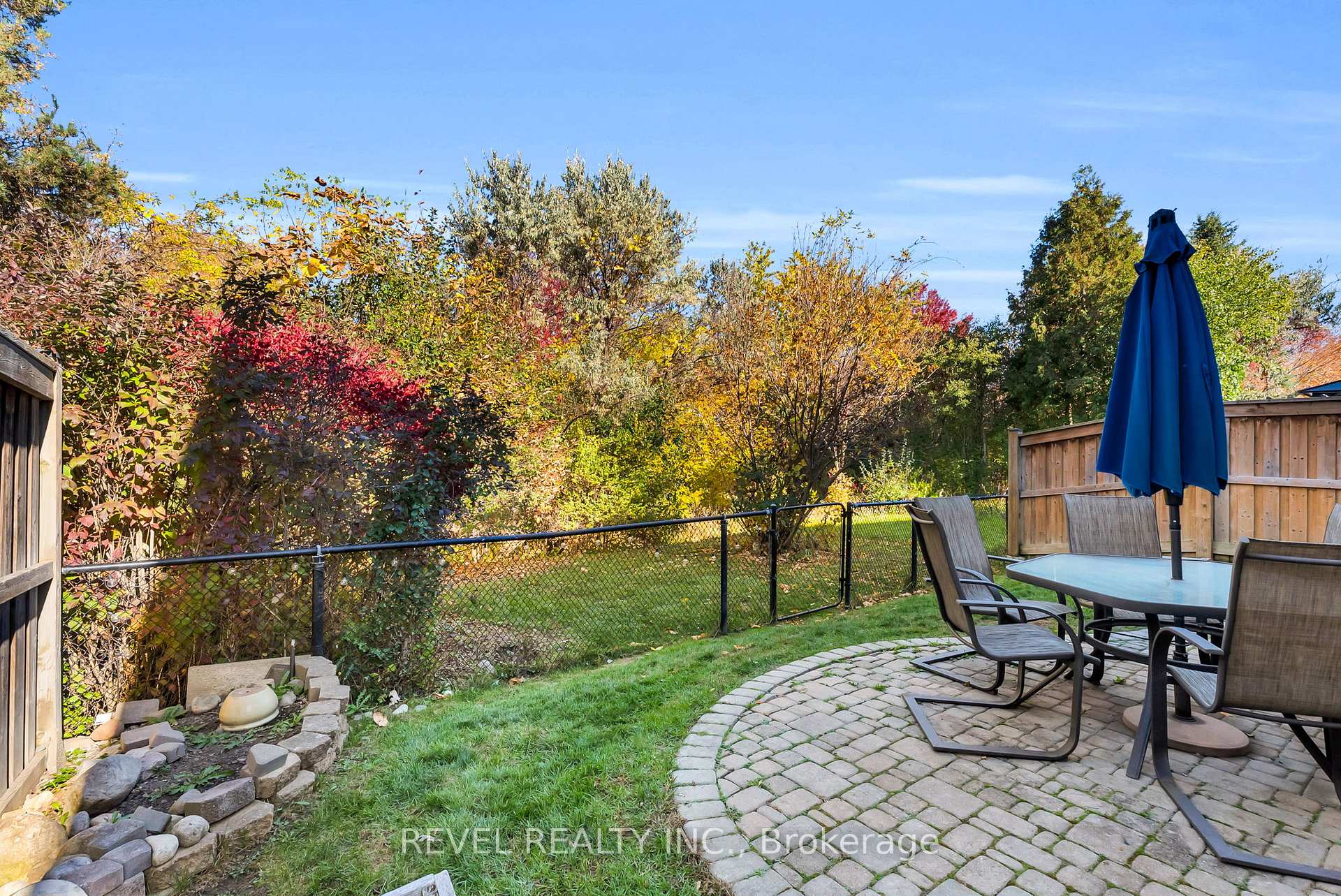 Photo 31 of 100 Pressed Brick Drive, Brampton, Brampton North — HOMEH