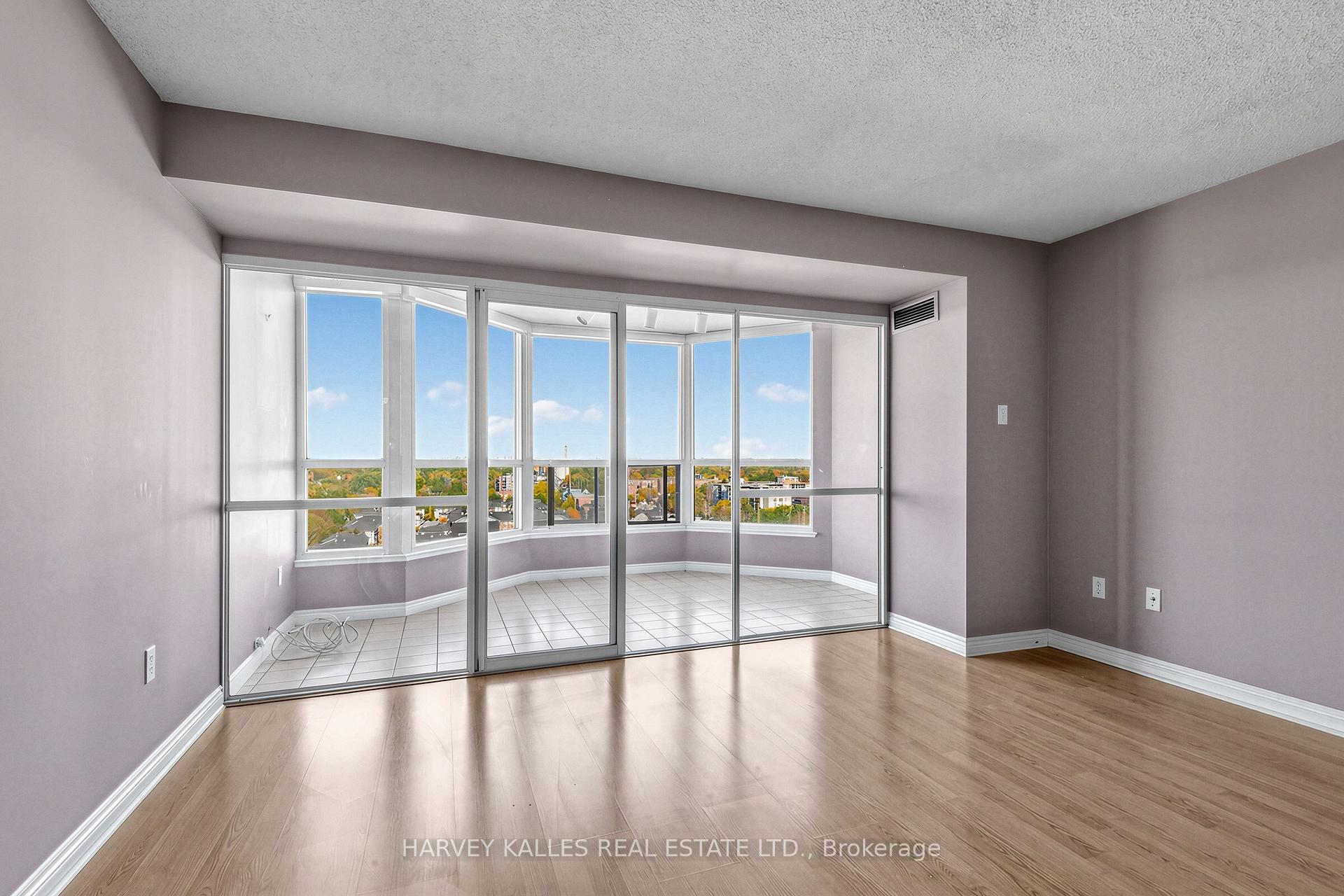 Photo 5 of Unit 1206, 1 Clark Avenue W, Vaughan, Crestwood-Springfarm-Yorkhill — HOMEH