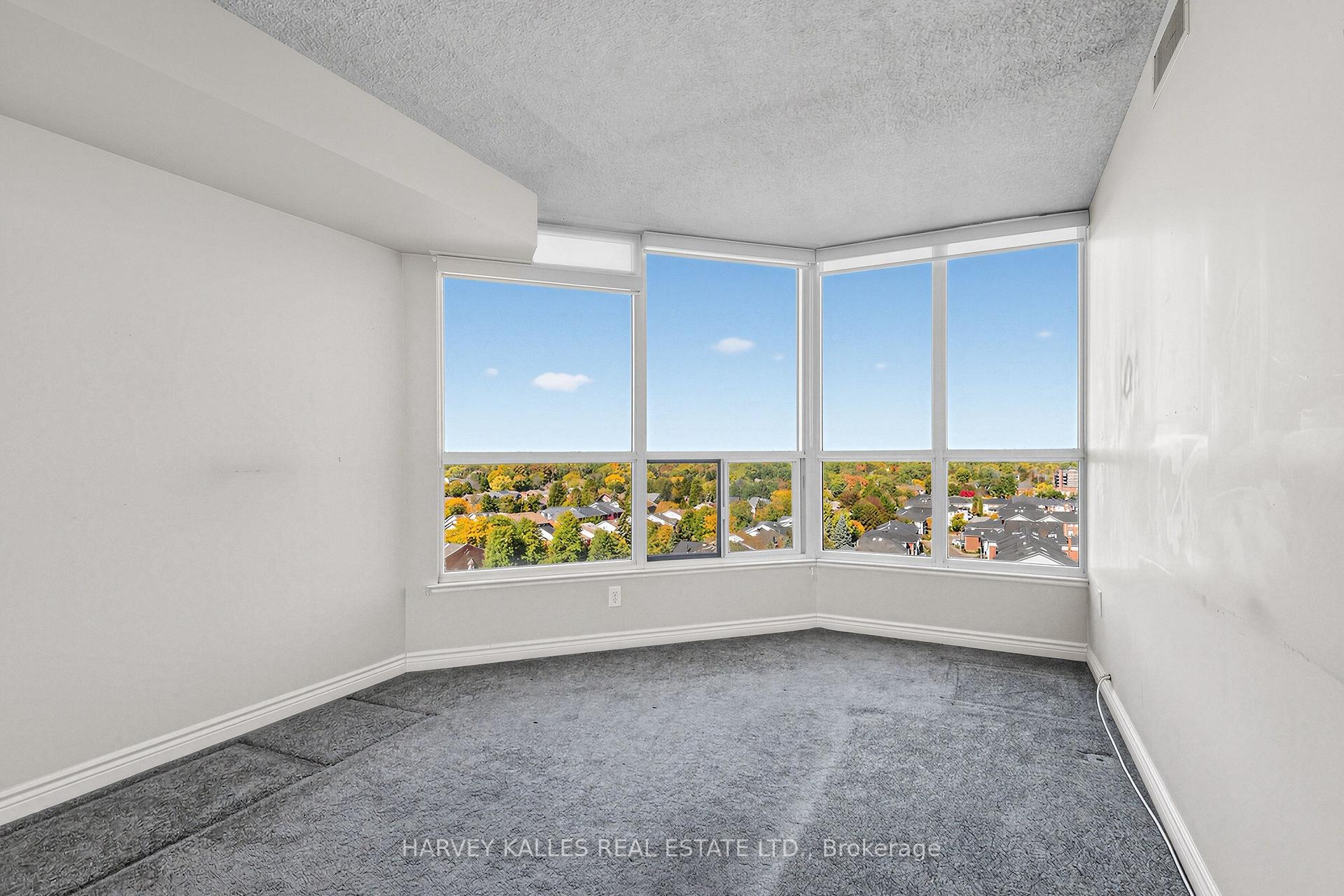 Photo 15 of Unit 1206, 1 Clark Avenue W, Vaughan, Crestwood-Springfarm-Yorkhill — HOMEH