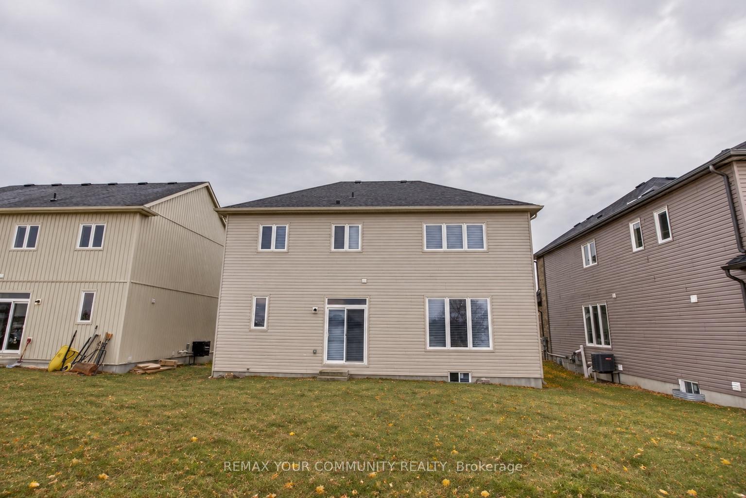Photo 23 of 16 Don Hadden Crescent, Brock, Sunderland — HOMEH
