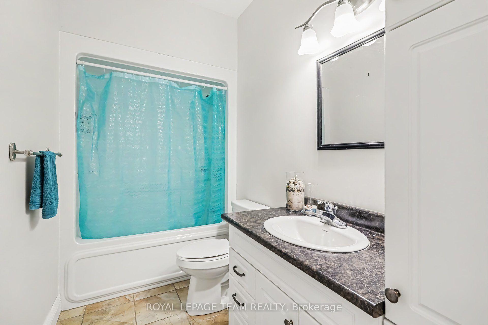 Photo 19 of 624 St Lawrence Street, North Dundas, Winchester — HOMEH