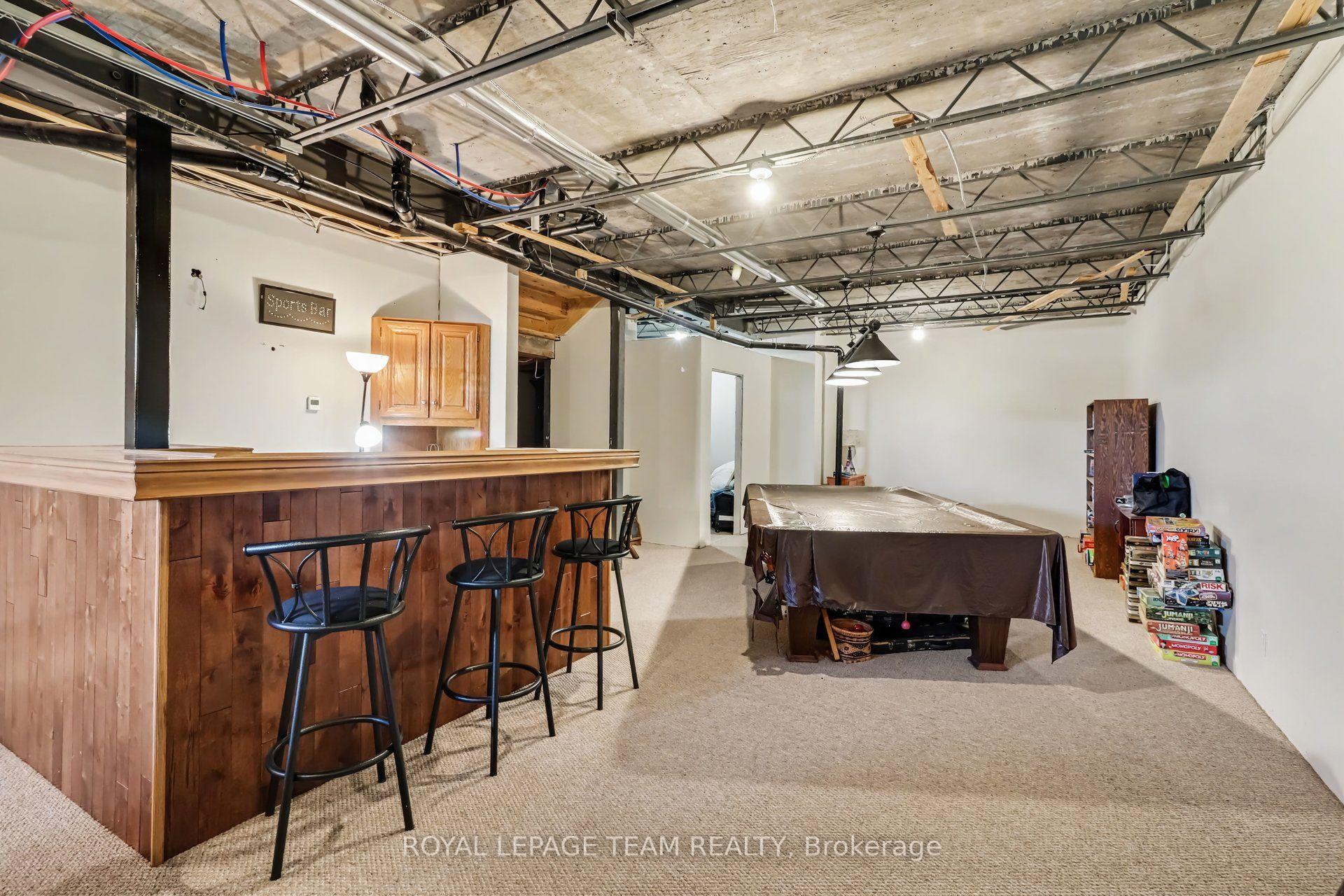 Photo 24 of 624 St Lawrence Street, North Dundas, Winchester — HOMEH