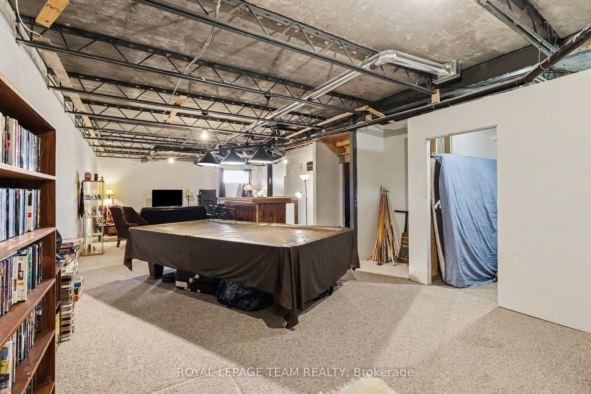 Photo 25 of 624 St Lawrence Street, North Dundas, Winchester — HOMEH