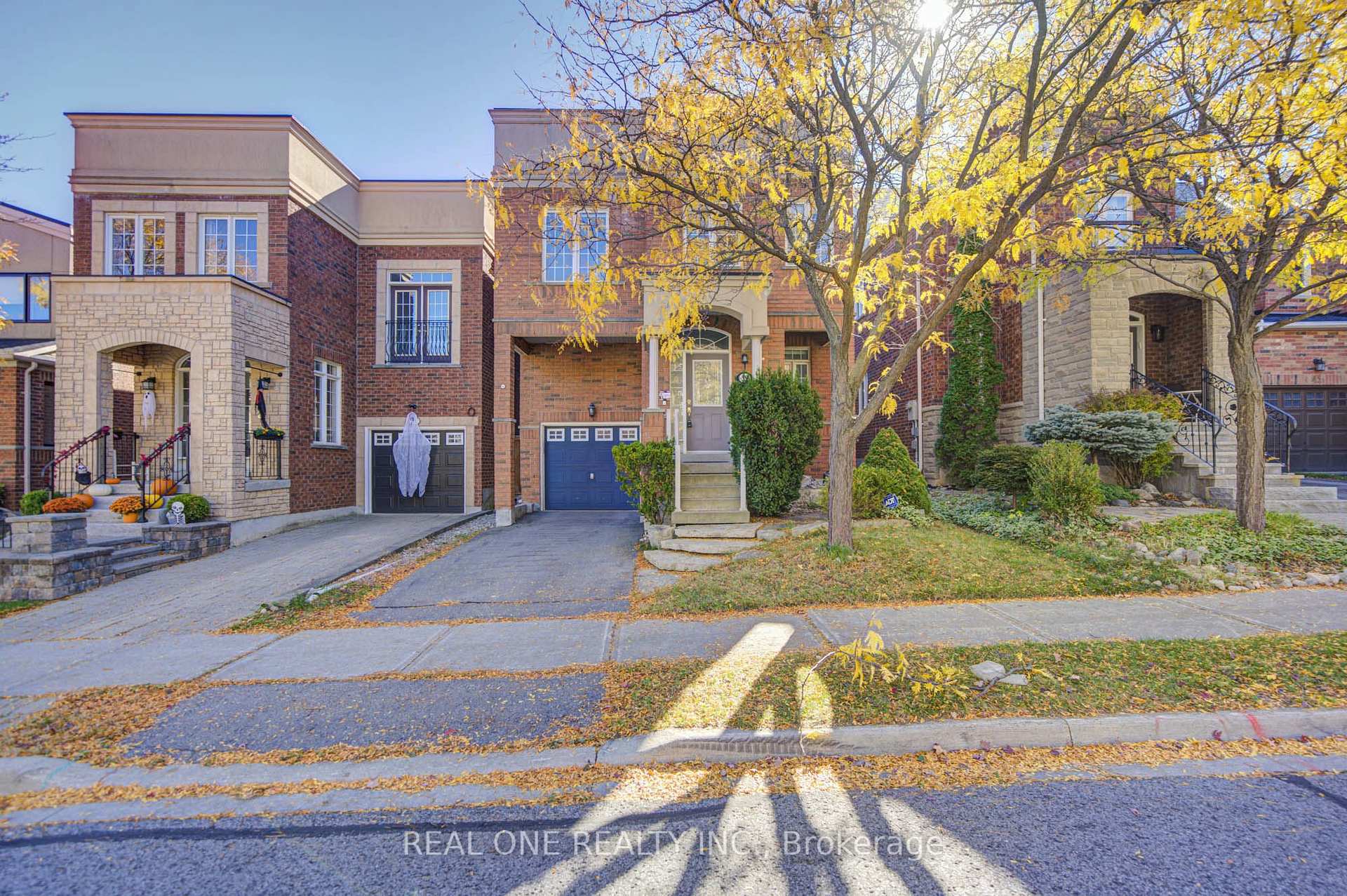 Photo 1 of 39 Balsamwood Road, Vaughan, Patterson — HOMEH