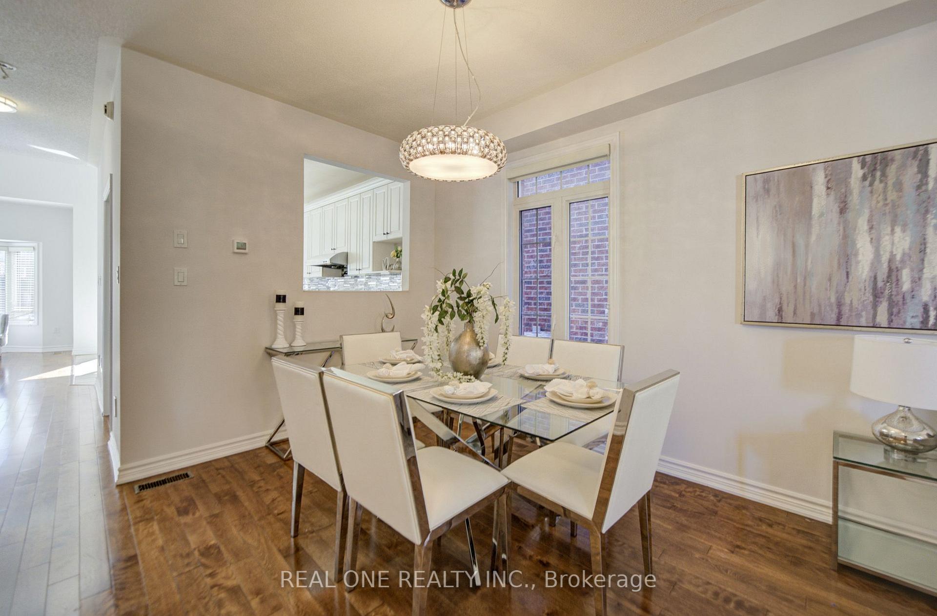 Photo 7 of 39 Balsamwood Road, Vaughan, Patterson — HOMEH