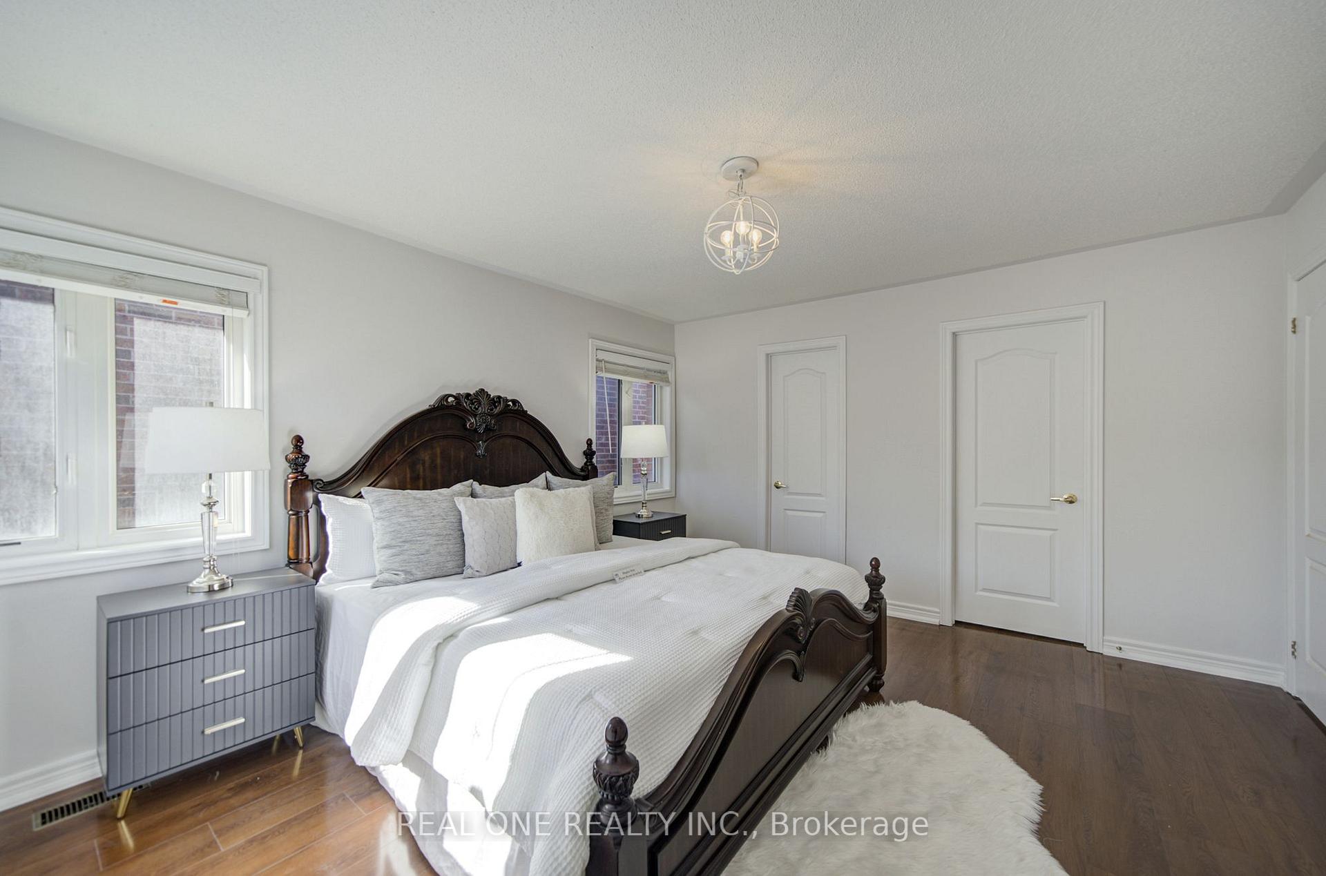 Photo 21 of 39 Balsamwood Road, Vaughan, Patterson — HOMEH