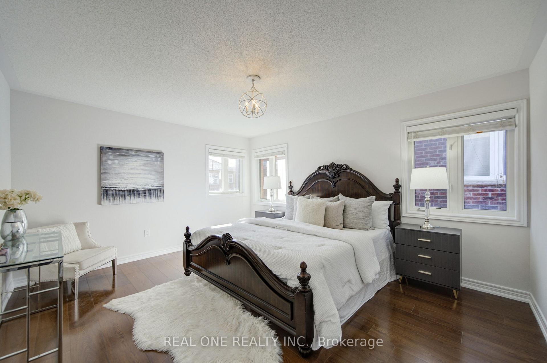 Photo 22 of 39 Balsamwood Road, Vaughan, Patterson — HOMEH