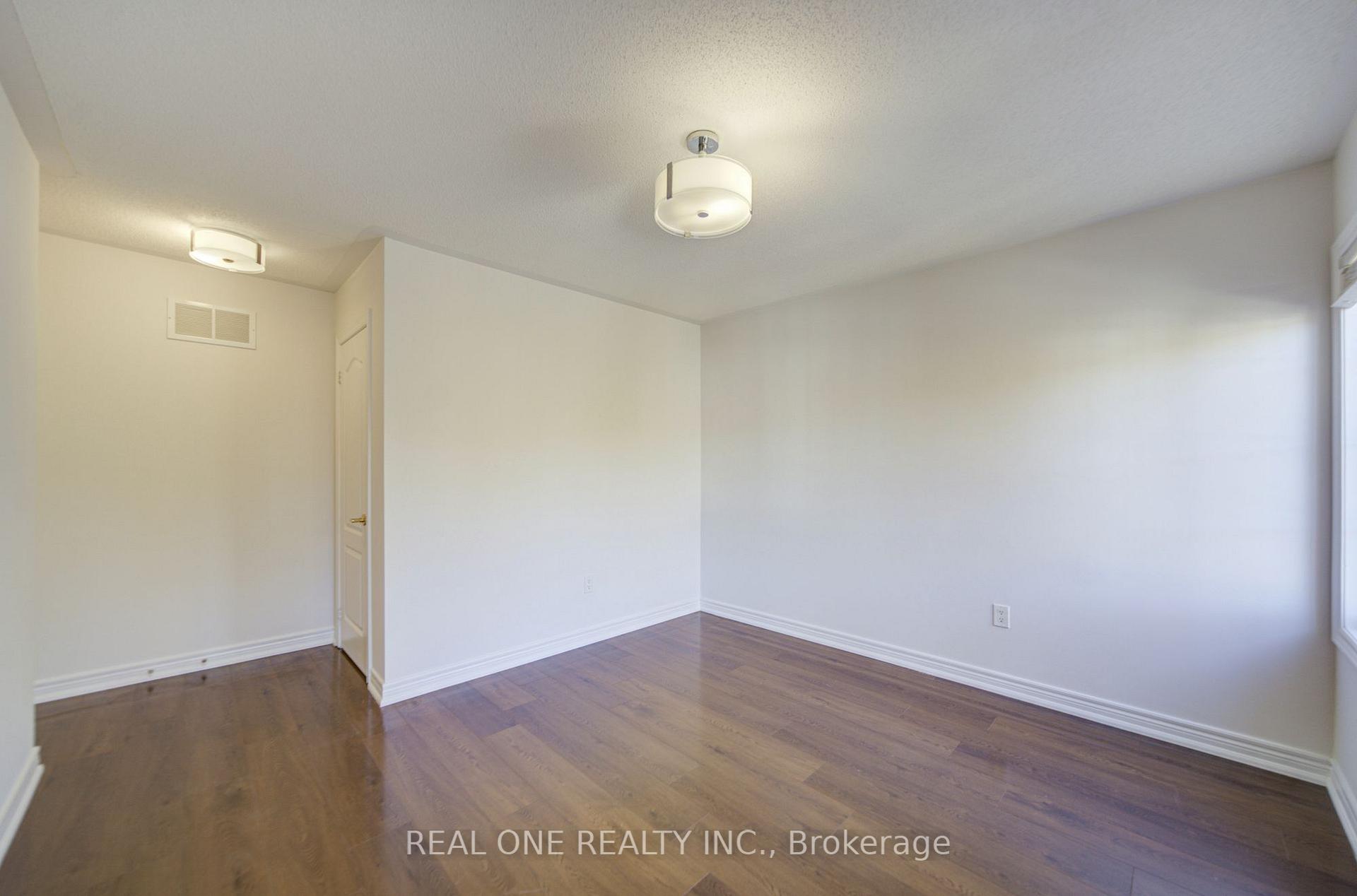 Photo 26 of 39 Balsamwood Road, Vaughan, Patterson — HOMEH