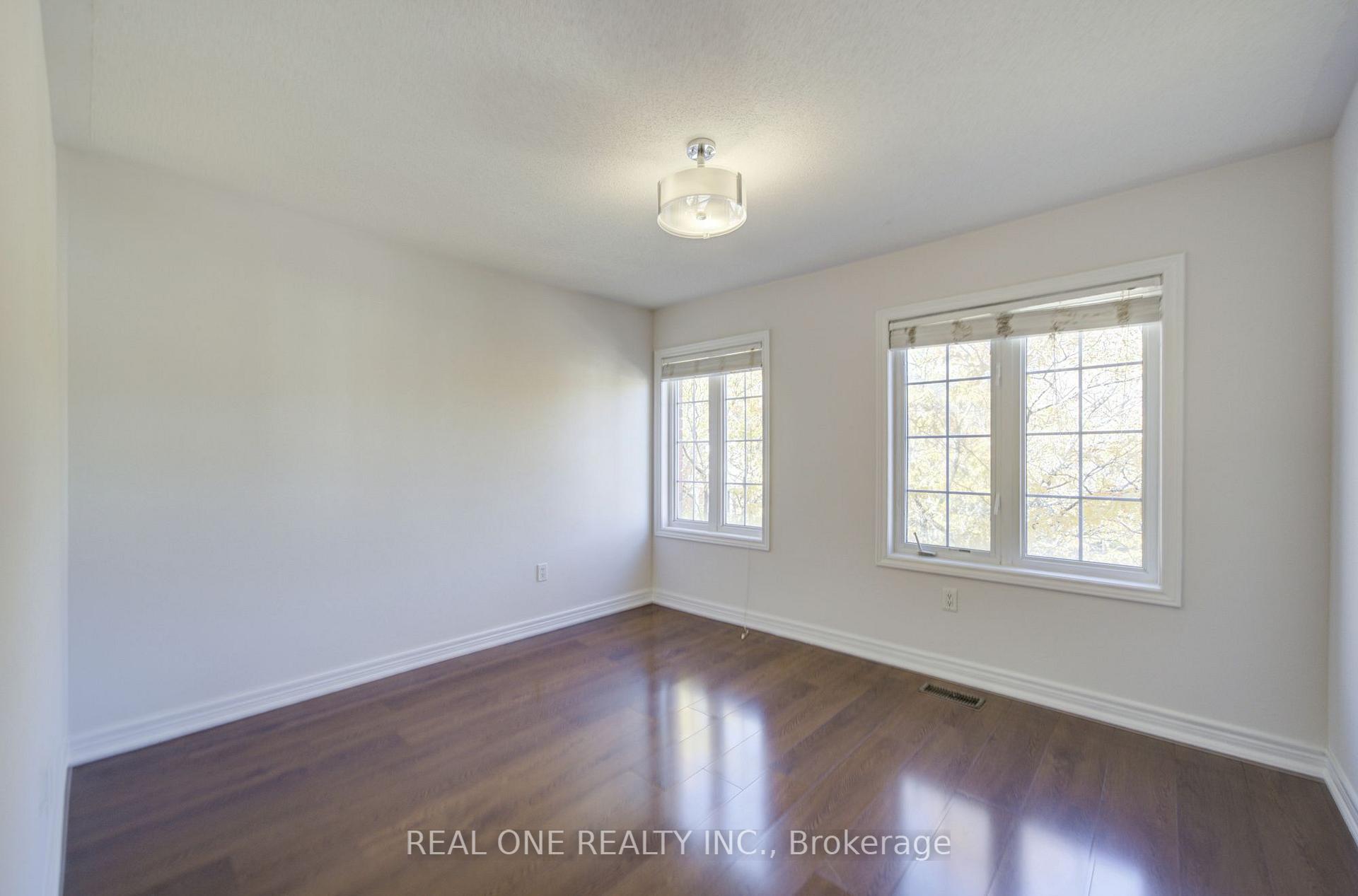 Photo 27 of 39 Balsamwood Road, Vaughan, Patterson — HOMEH