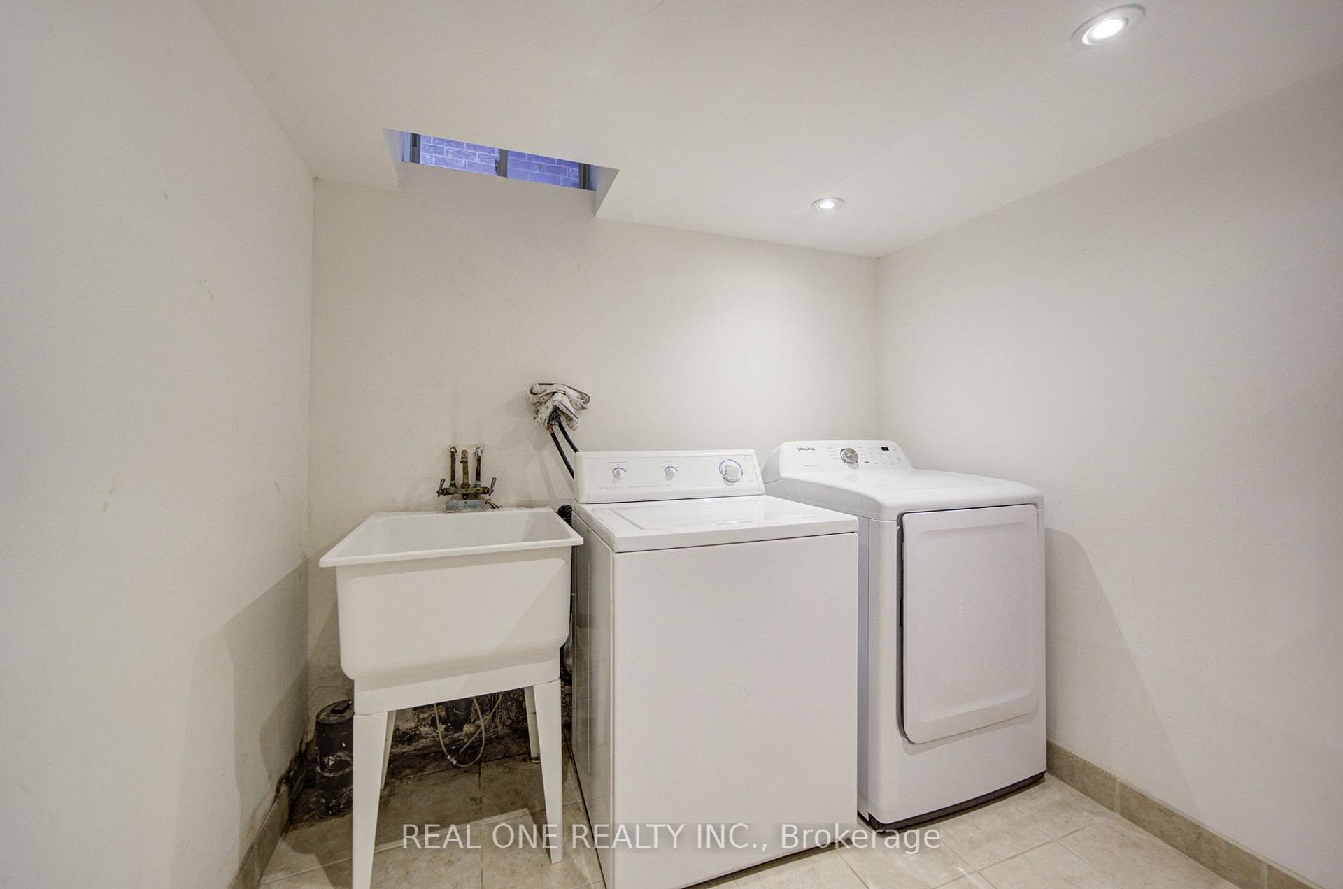 Photo 34 of 39 Balsamwood Road, Vaughan, Patterson — HOMEH