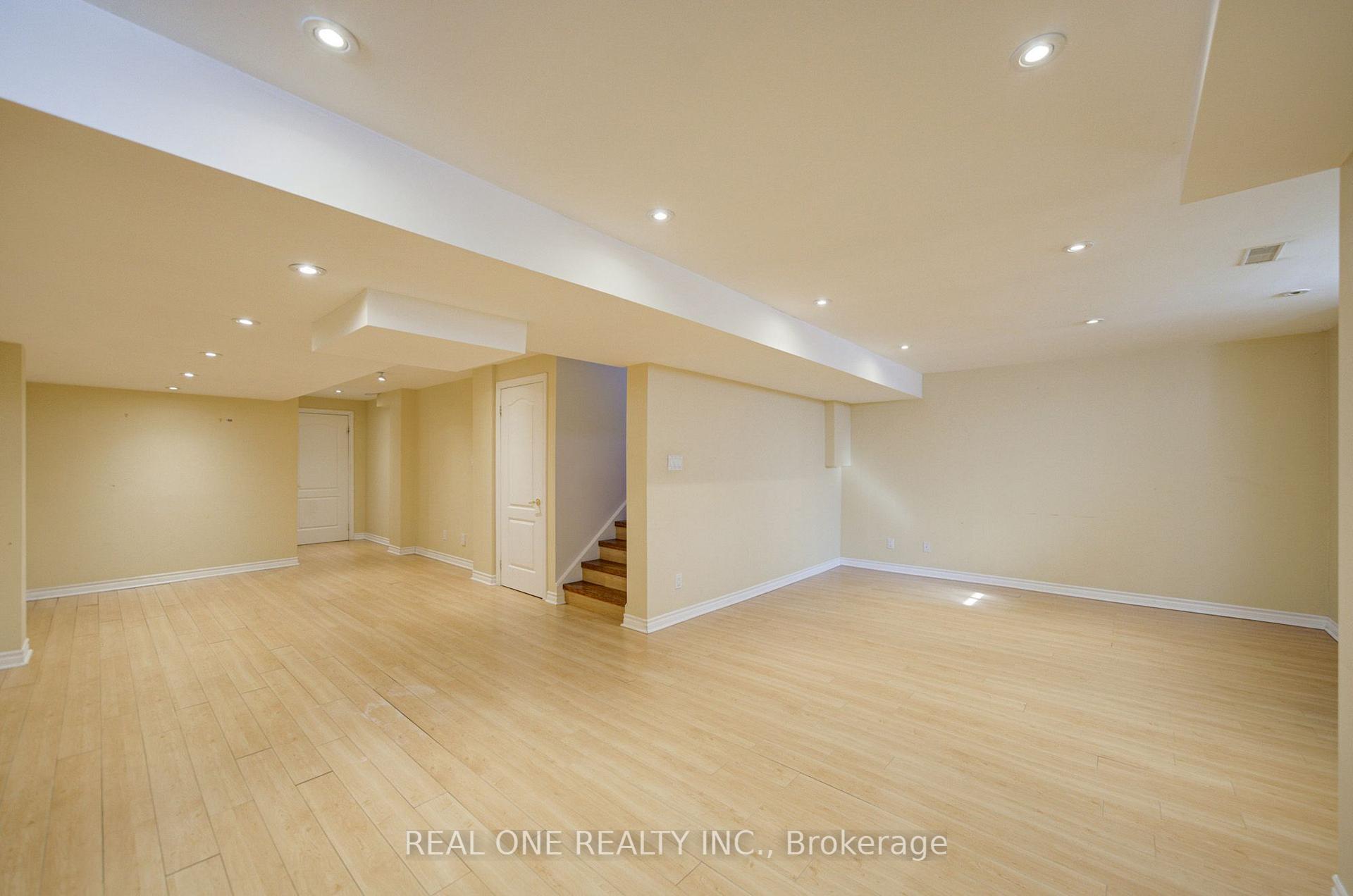 Photo 39 of 39 Balsamwood Road, Vaughan, Patterson — HOMEH