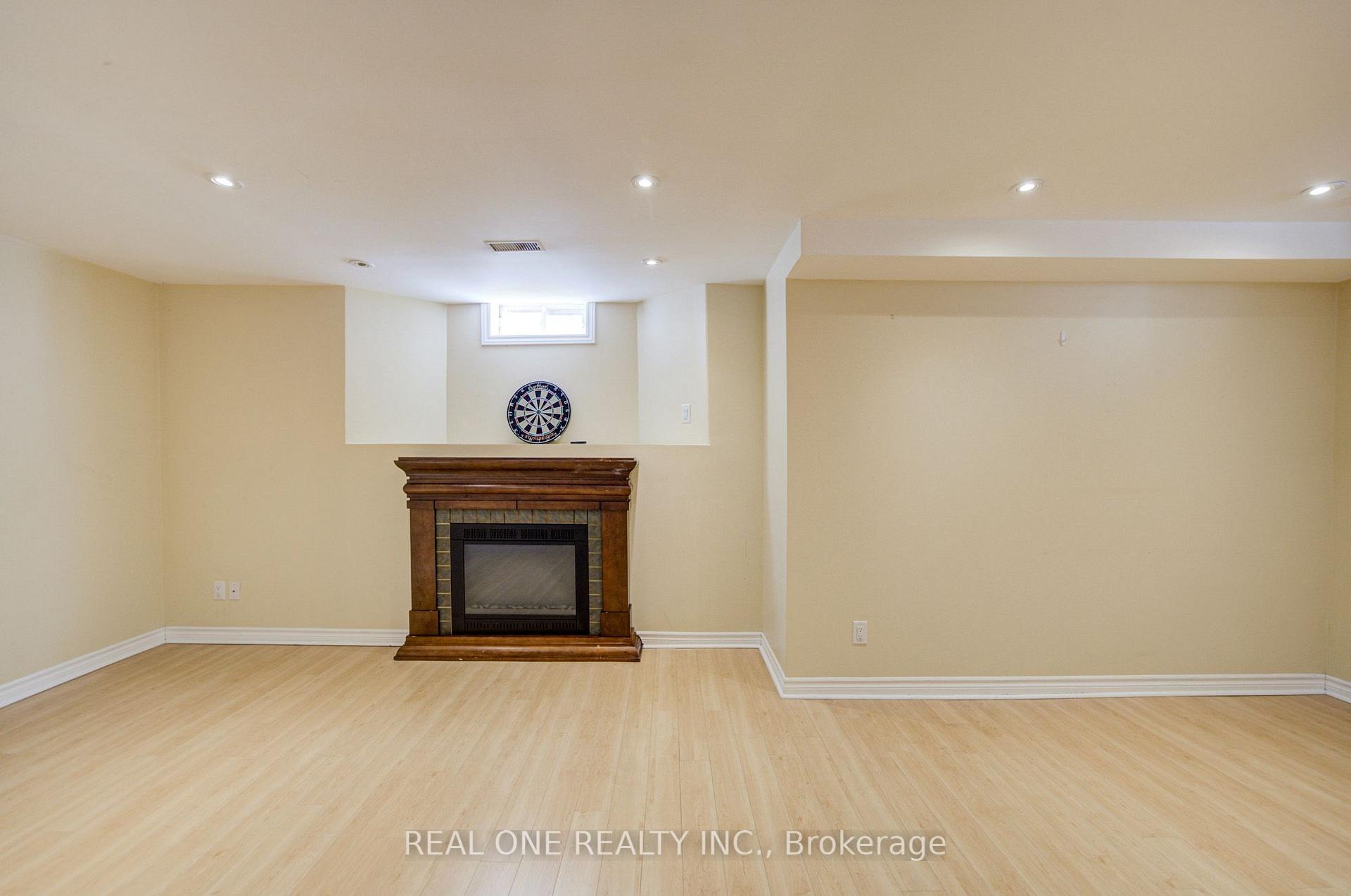 Photo 41 of 39 Balsamwood Road, Vaughan, Patterson — HOMEH