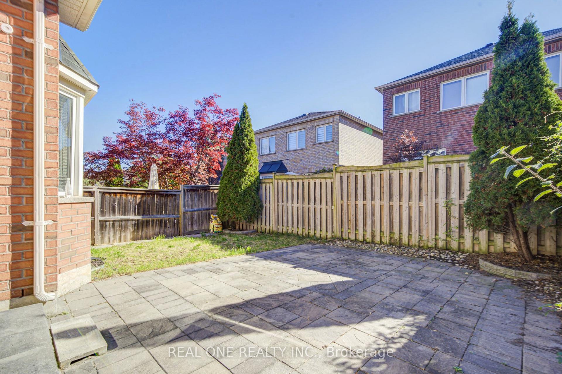 Photo 45 of 39 Balsamwood Road, Vaughan, Patterson — HOMEH