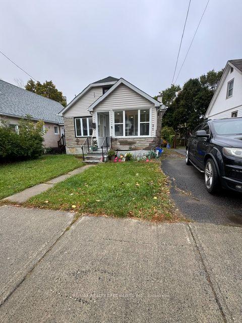 Photo of 875 Charlotte Street