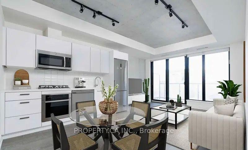 Photo of Unit 301, 608 Richmond Street W