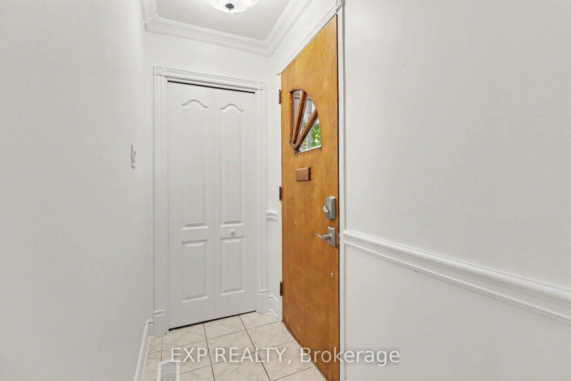 Photo 3 of 377 Allen Boulevard, Ottawa, Vanier — HOMEH