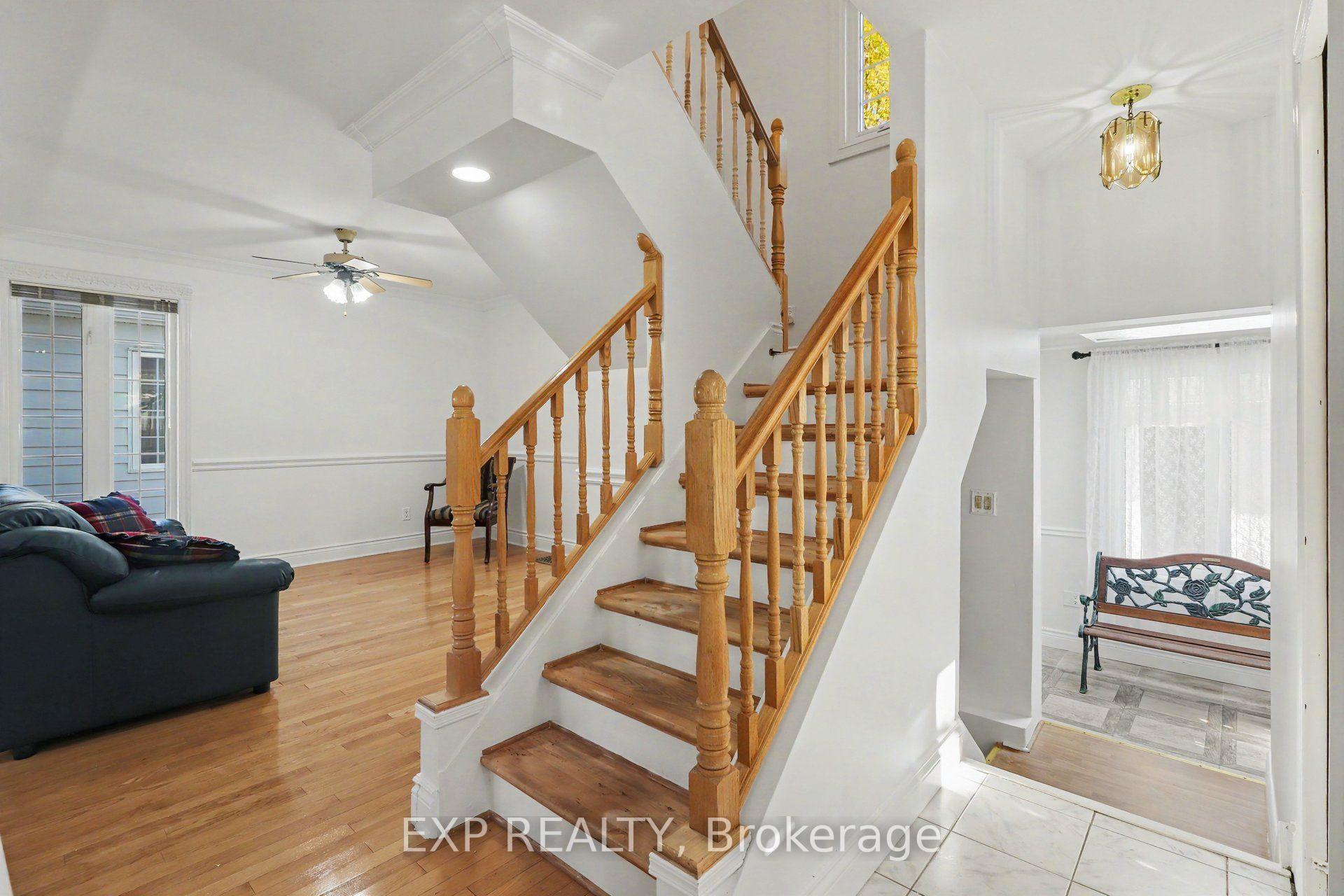 Photo 6 of 377 Allen Boulevard, Ottawa, Vanier — HOMEH