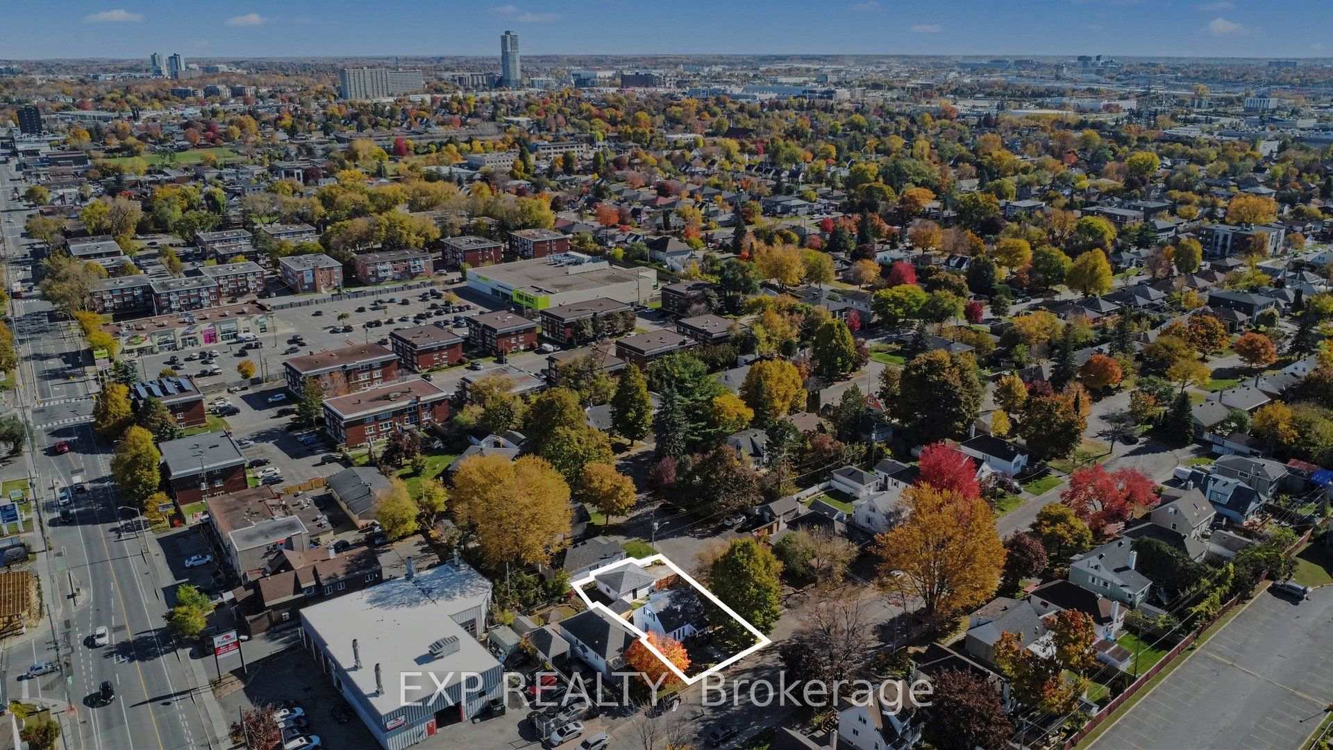 Photo 34 of 377 Allen Boulevard, Ottawa, Vanier — HOMEH