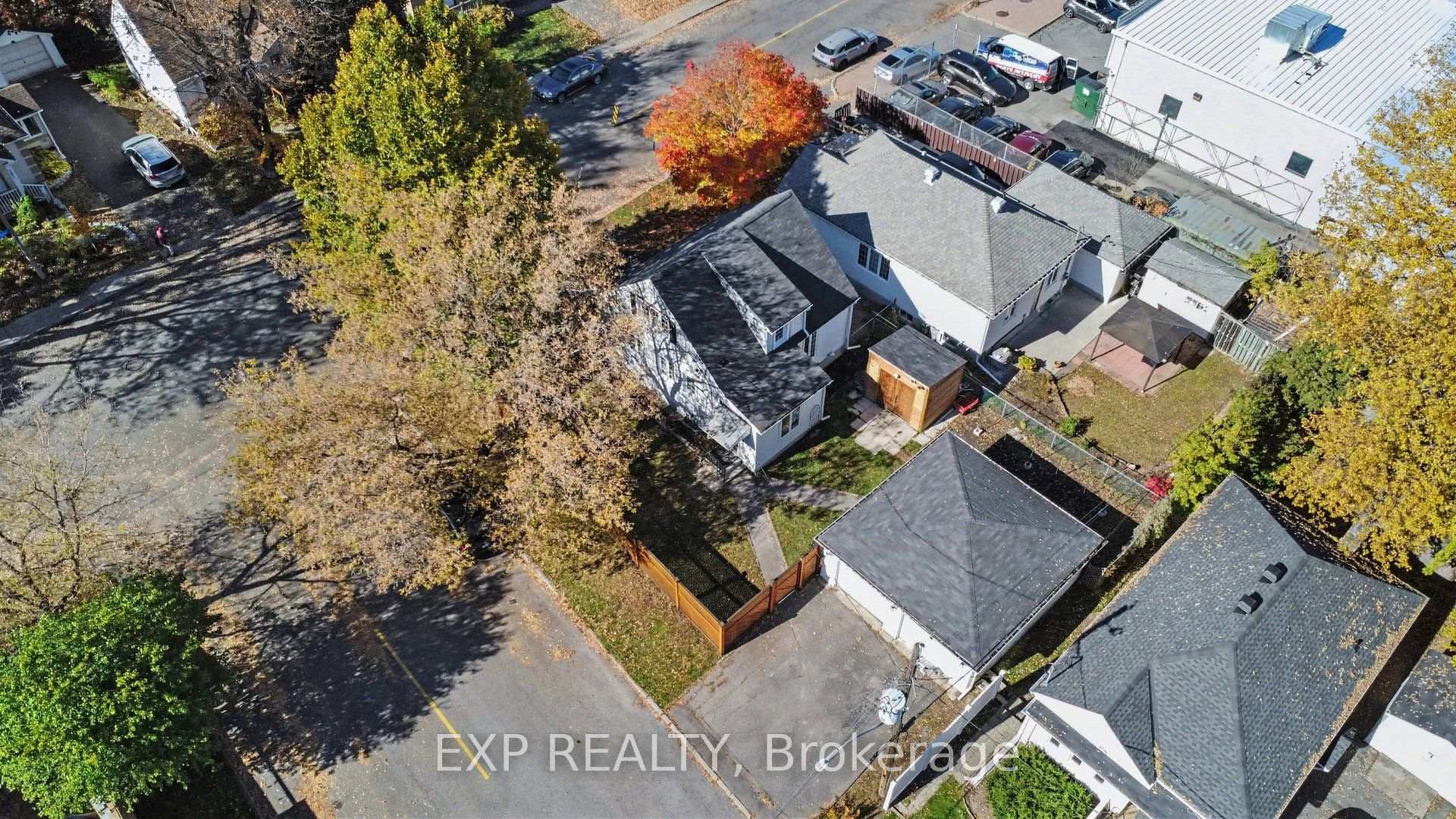 Photo 36 of 377 Allen Boulevard, Ottawa, Vanier — HOMEH
