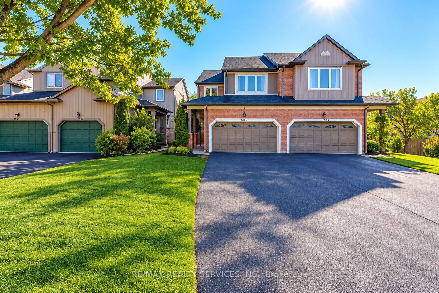 Photo 2 of 1857 Stevington Crescent, Mississauga, Meadowvale Village — HOMEH