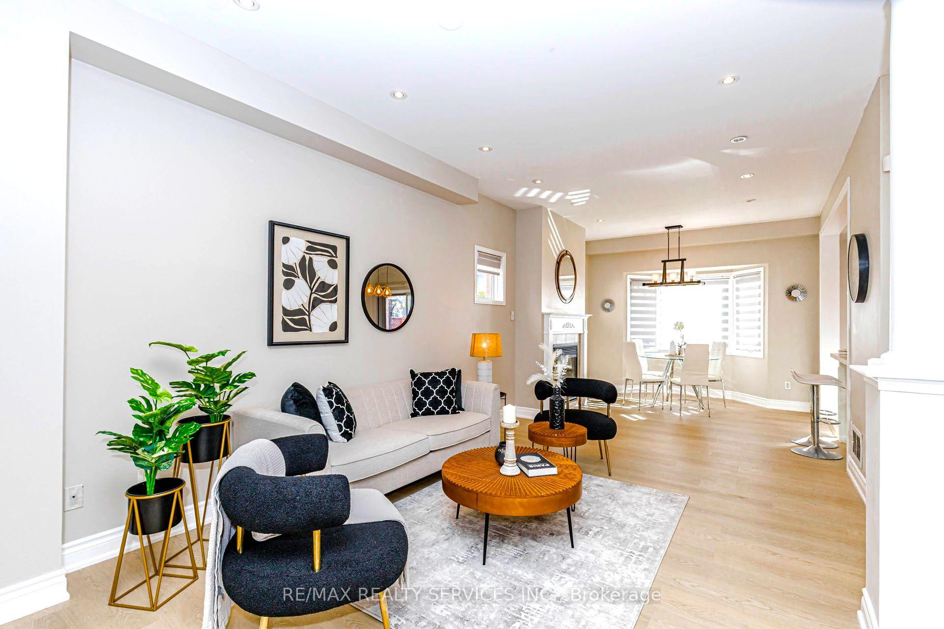 Photo 5 of 1857 Stevington Crescent, Mississauga, Meadowvale Village — HOMEH
