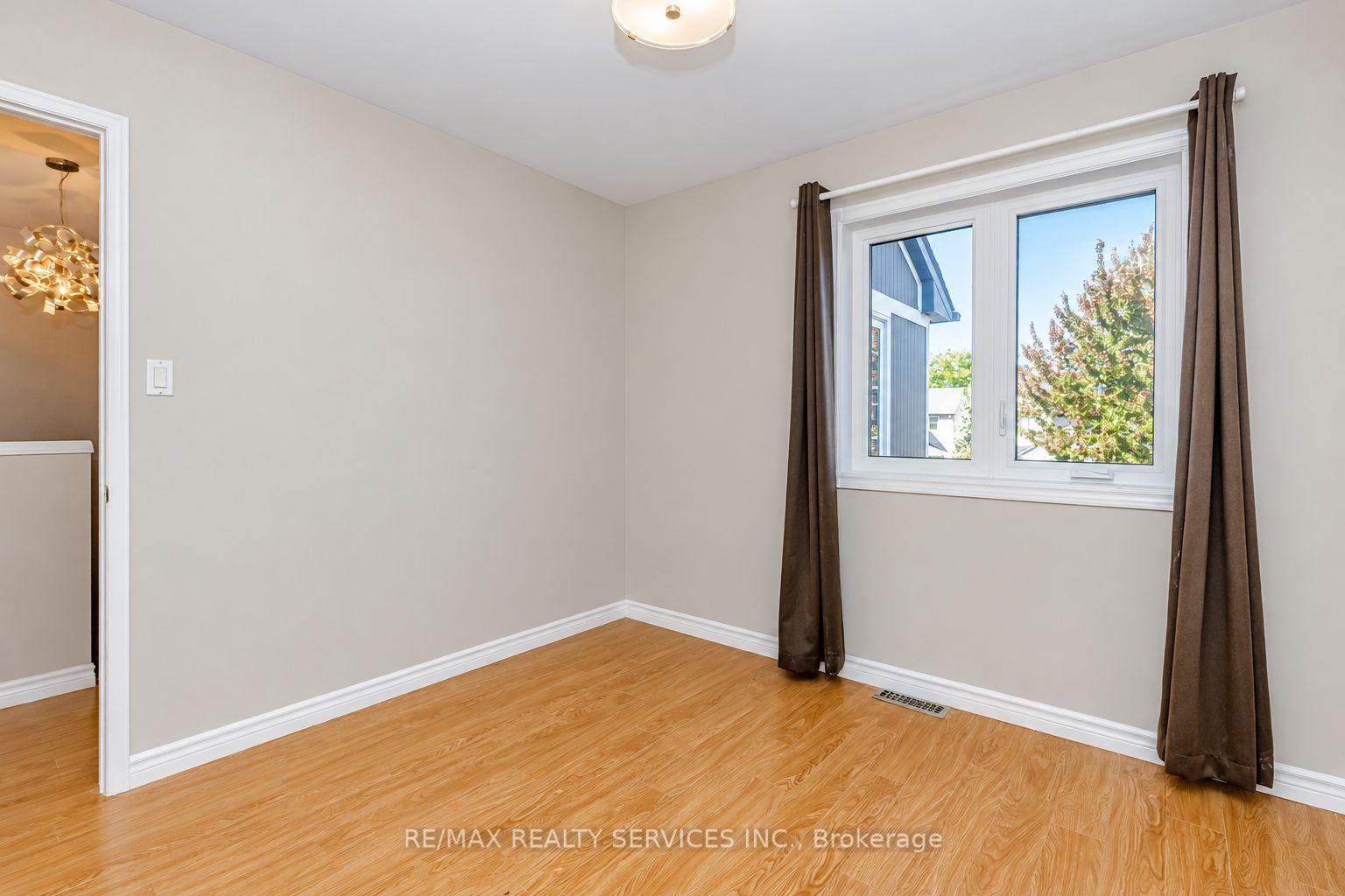 Photo 30 of 1857 Stevington Crescent, Mississauga, Meadowvale Village — HOMEH