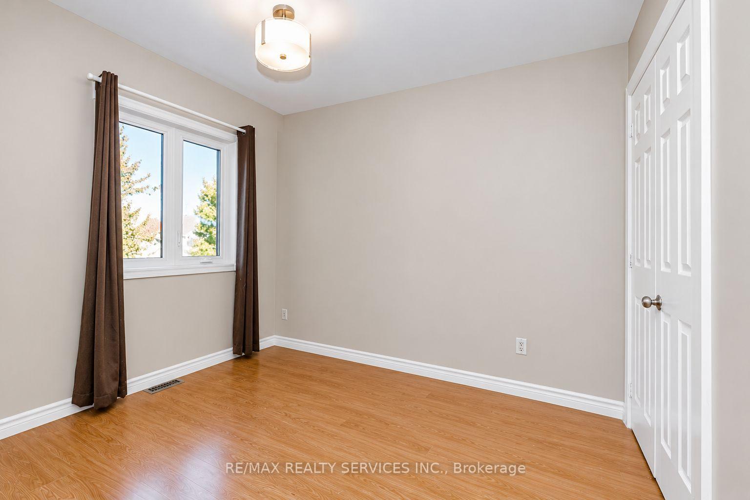 Photo 33 of 1857 Stevington Crescent, Mississauga, Meadowvale Village — HOMEH