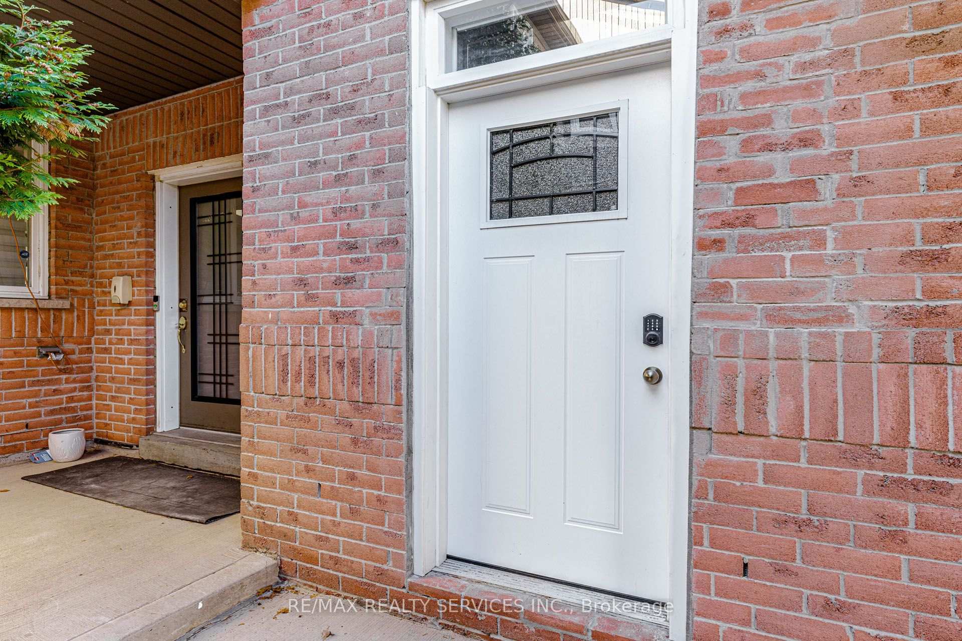 Photo 34 of 1857 Stevington Crescent, Mississauga, Meadowvale Village — HOMEH