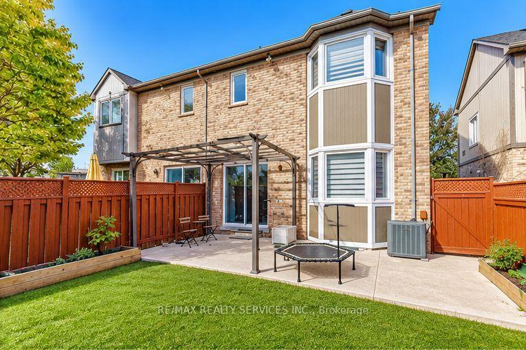 Photo 42 of 1857 Stevington Crescent, Mississauga, Meadowvale Village — HOMEH