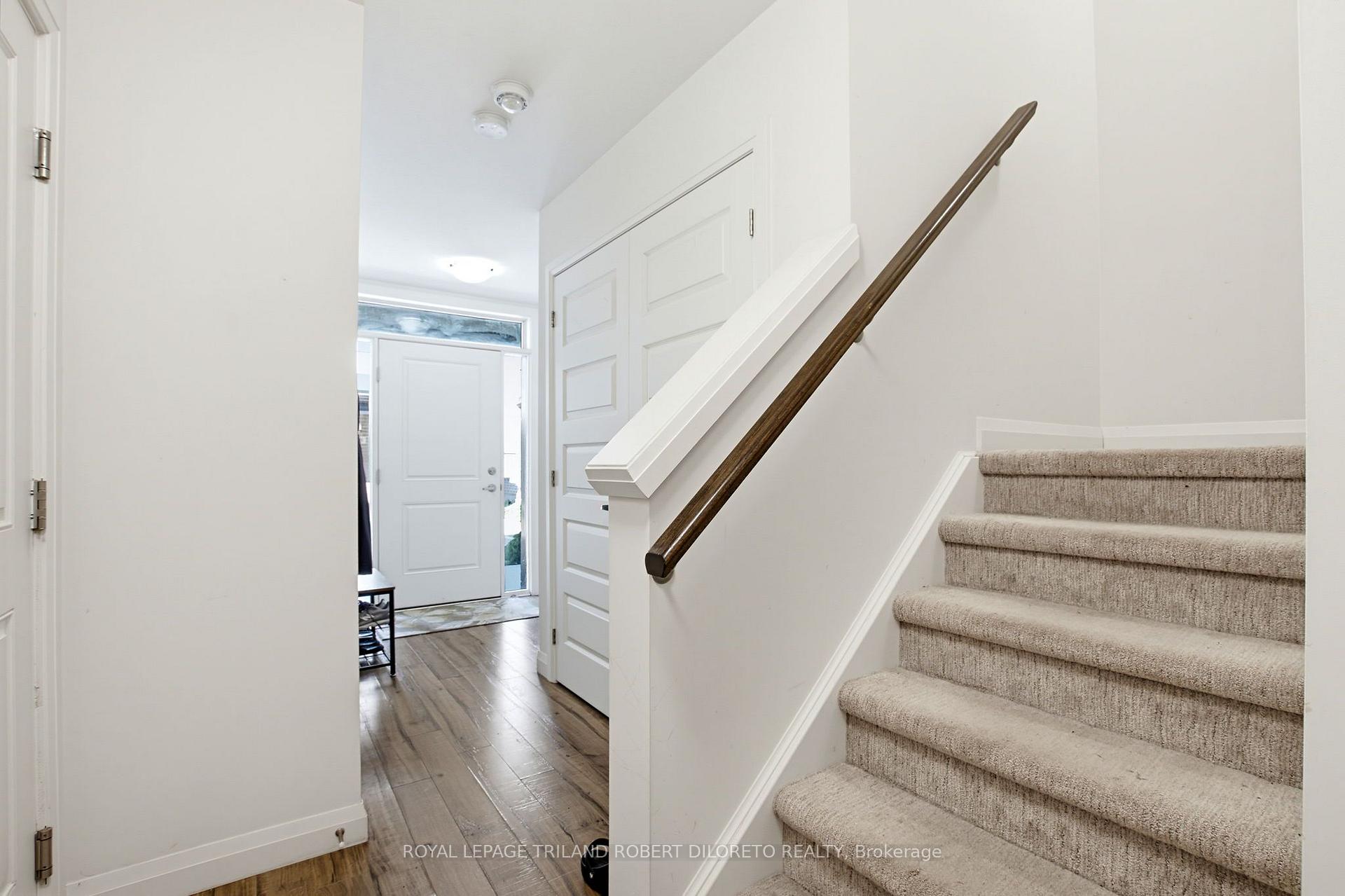 Photo 3 of Unit 149, 3260 Singleton Avenue, London, South W — HOMEH