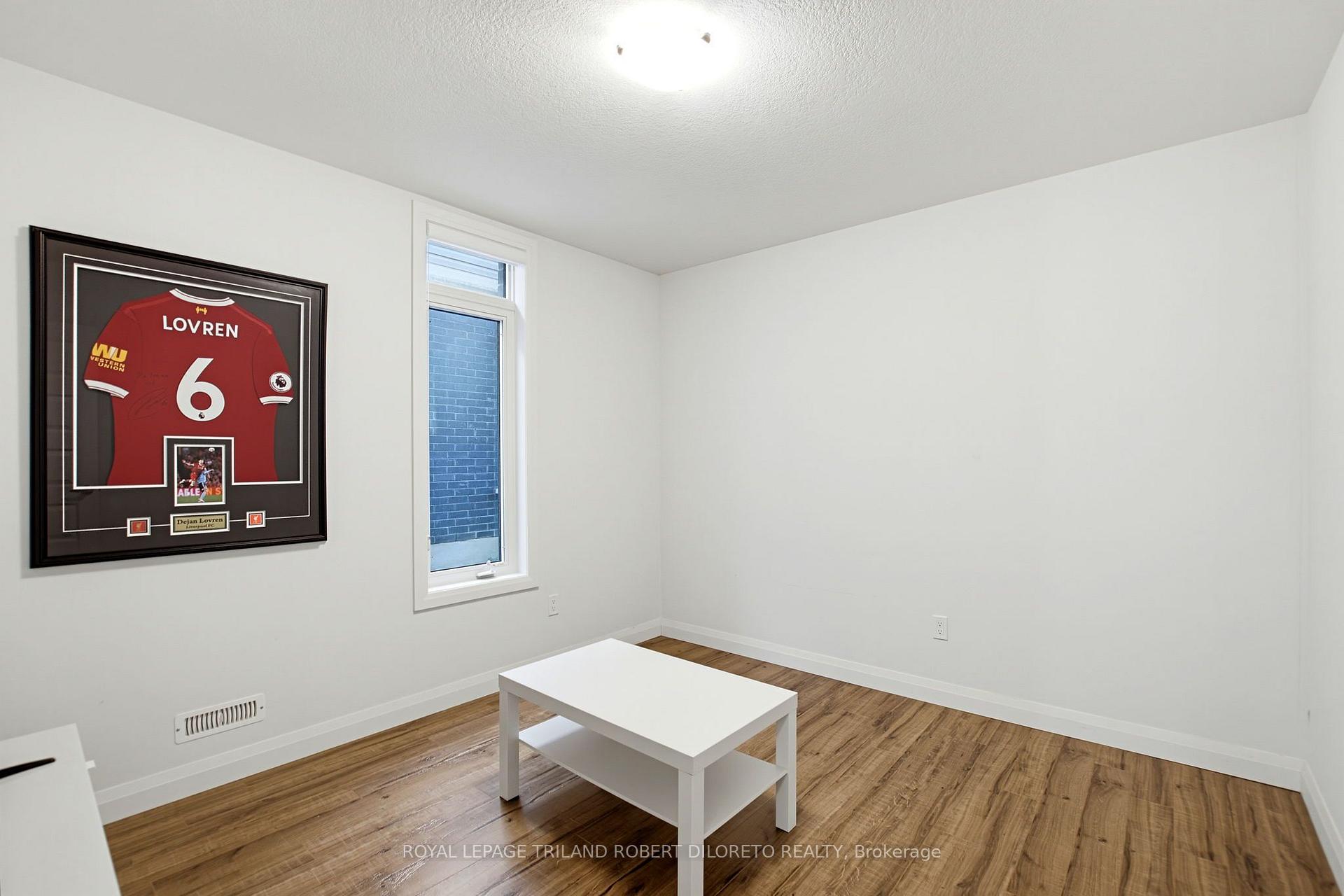 Photo 6 of Unit 149, 3260 Singleton Avenue, London, South W — HOMEH